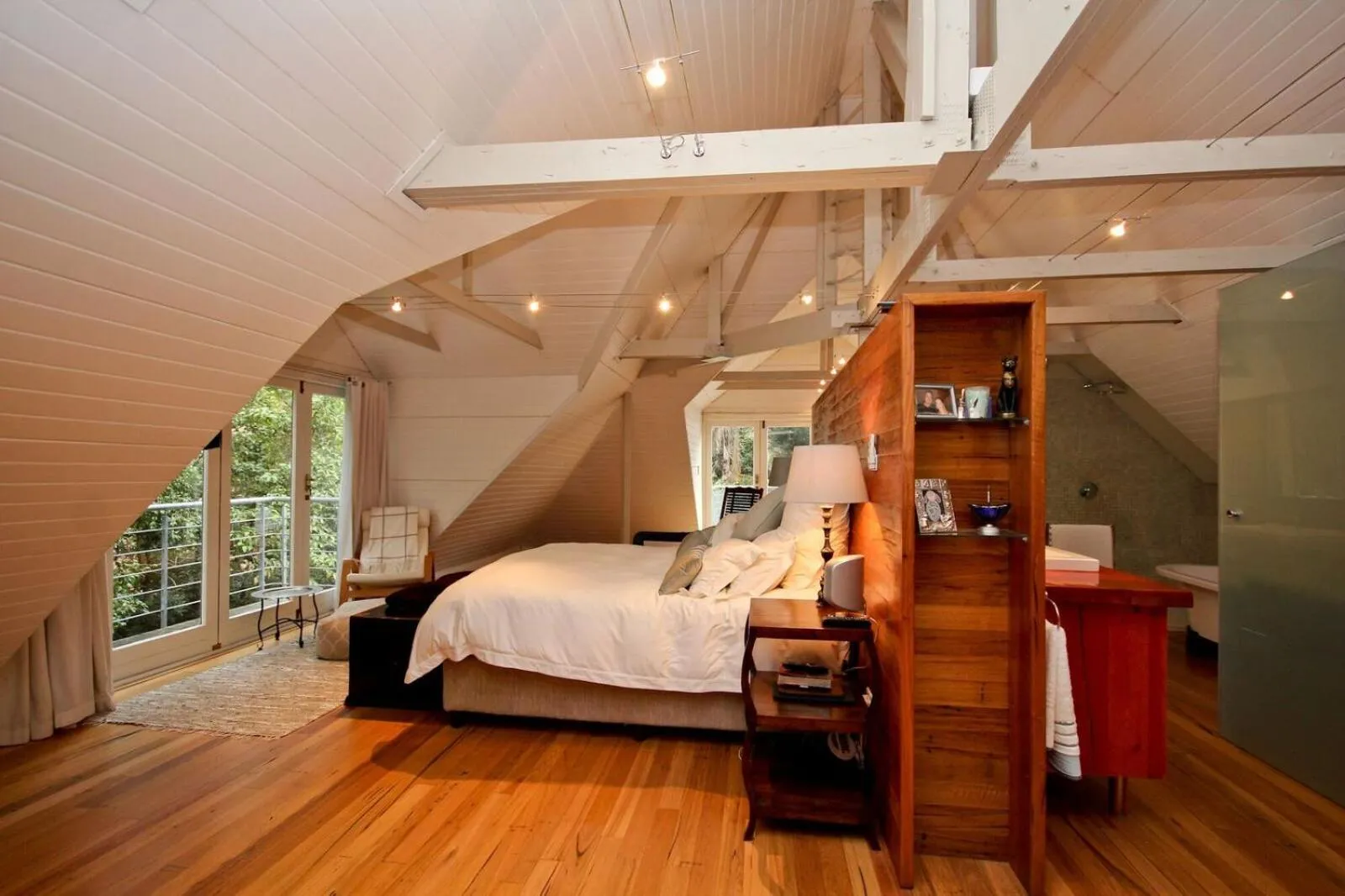 Bed in De Haas Living @ Die Laan 40