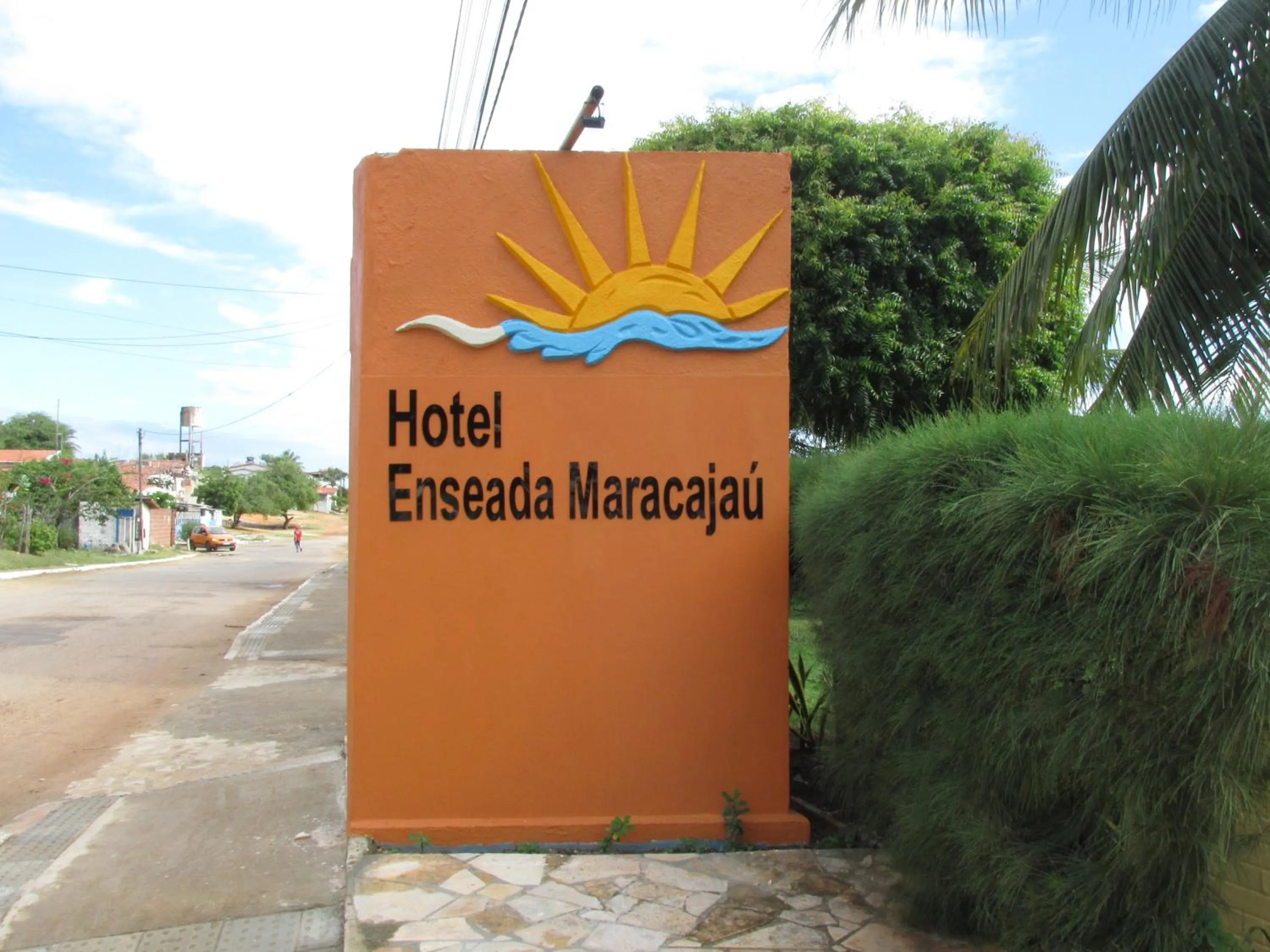 Property building in Hotel Enseada Maracajaú