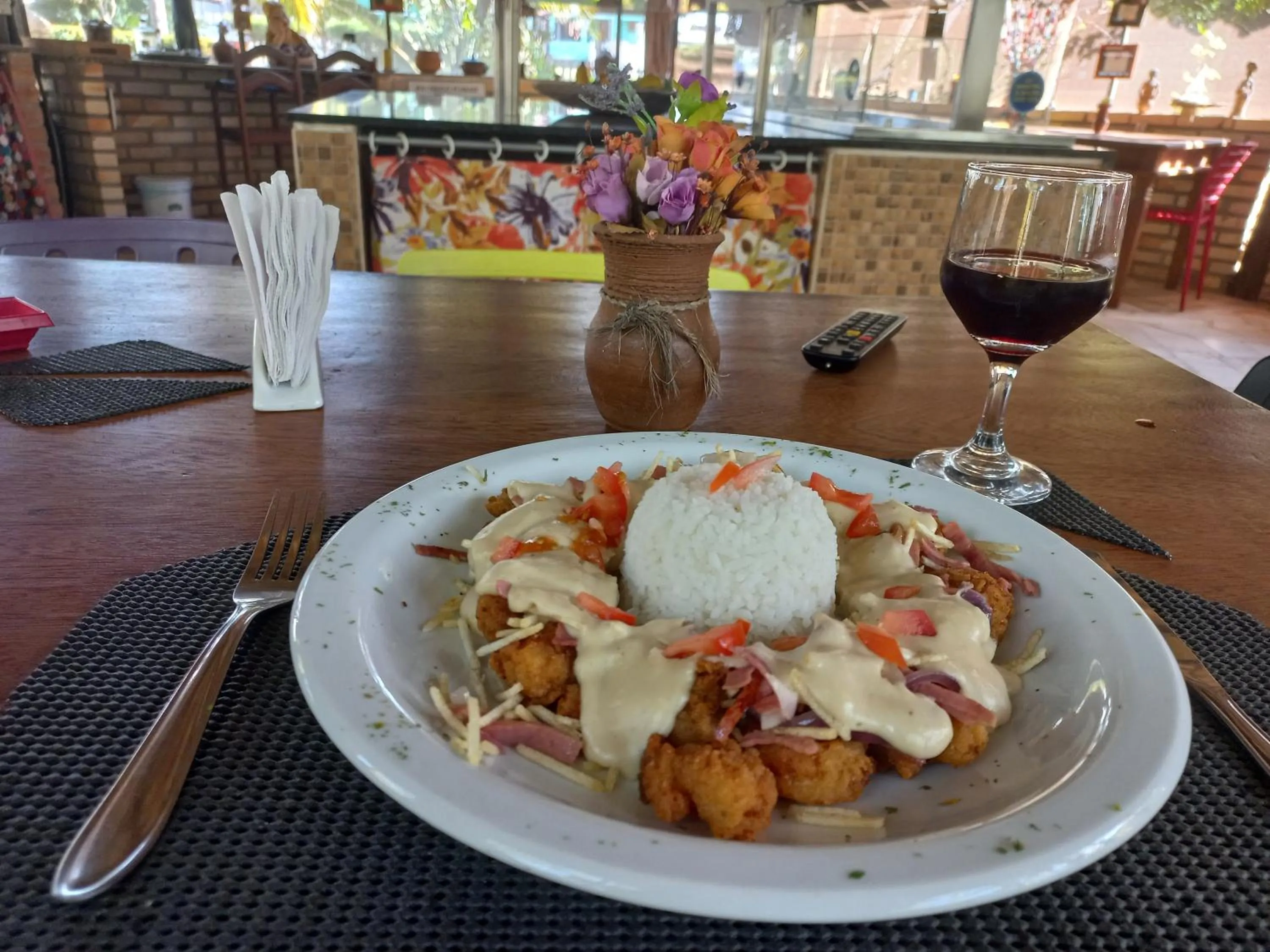 Restaurant/places to eat in Hotel Enseada Maracajaú