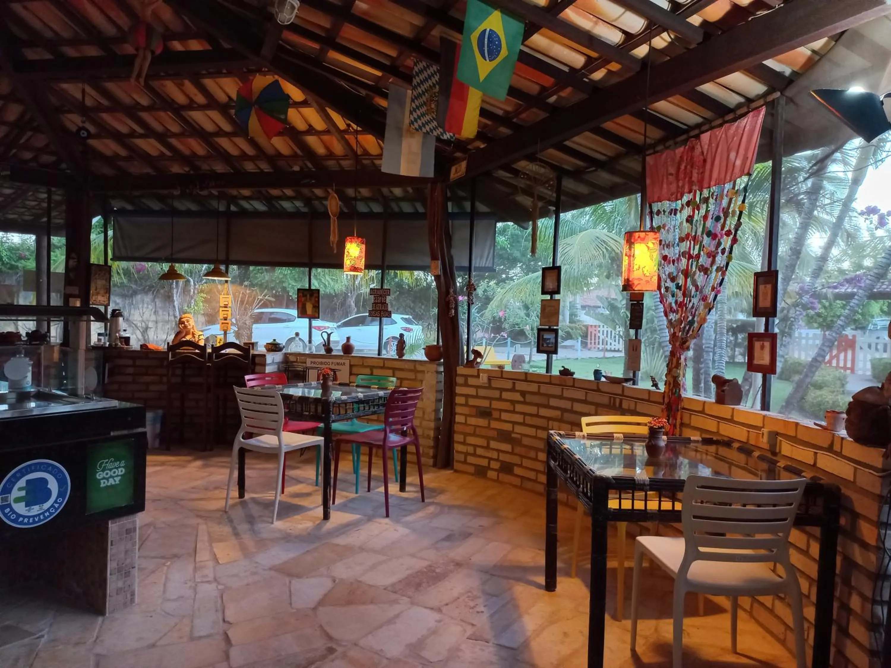 Restaurant/places to eat in Hotel Enseada Maracajaú