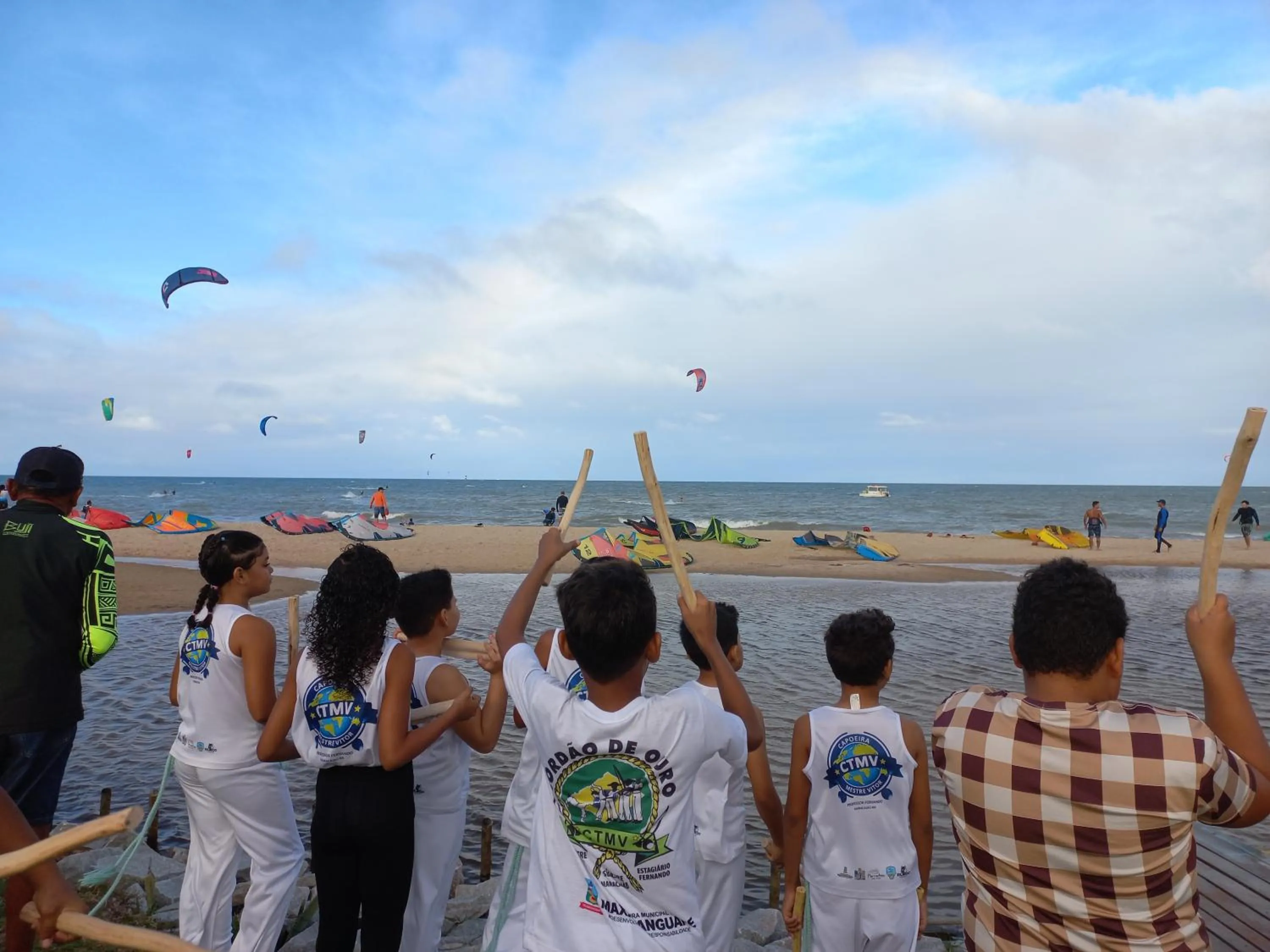 Windsurfing in Hotel Enseada Maracajaú