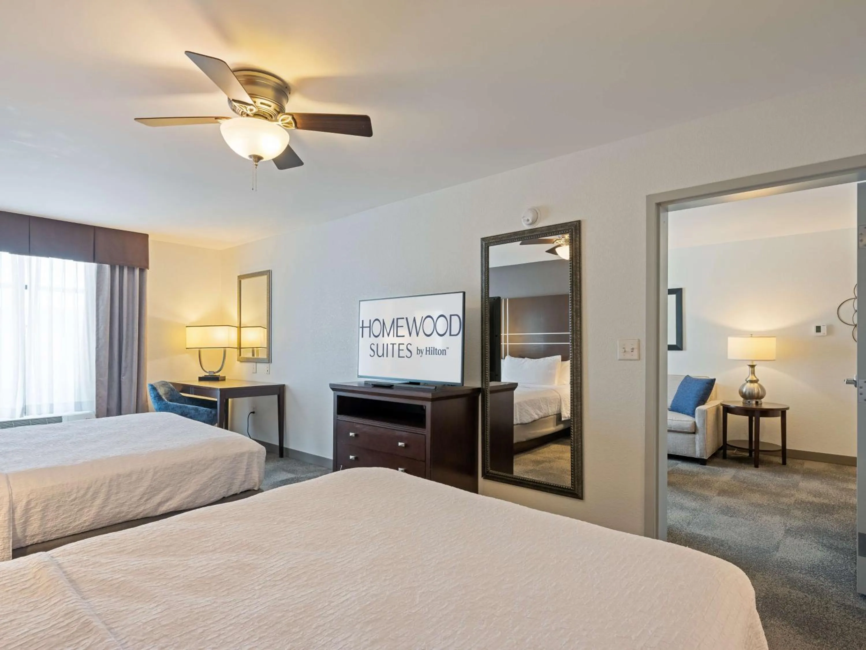 Bed in Homewood Suites by Hilton Joplin