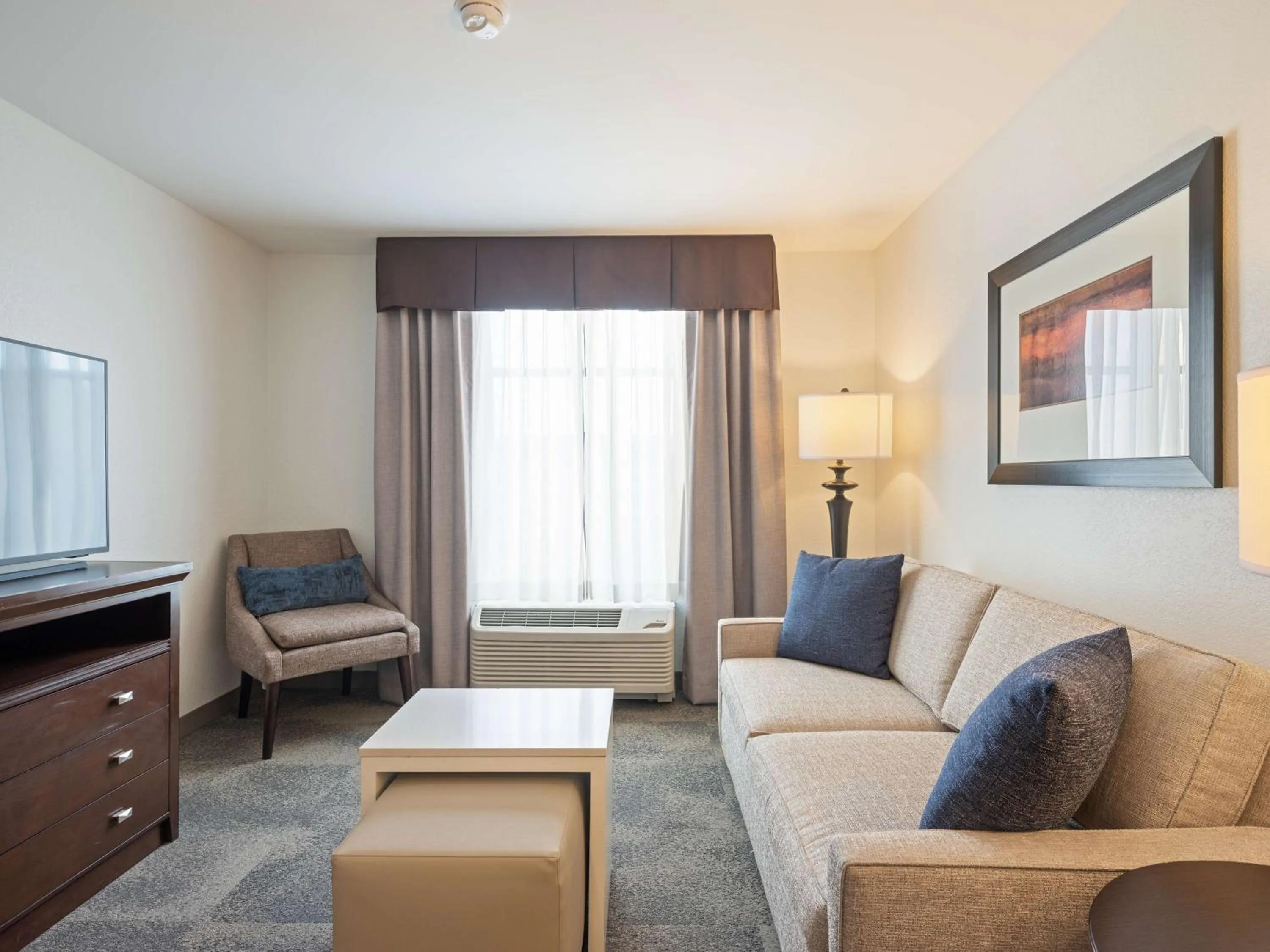 Living room in Homewood Suites by Hilton Joplin