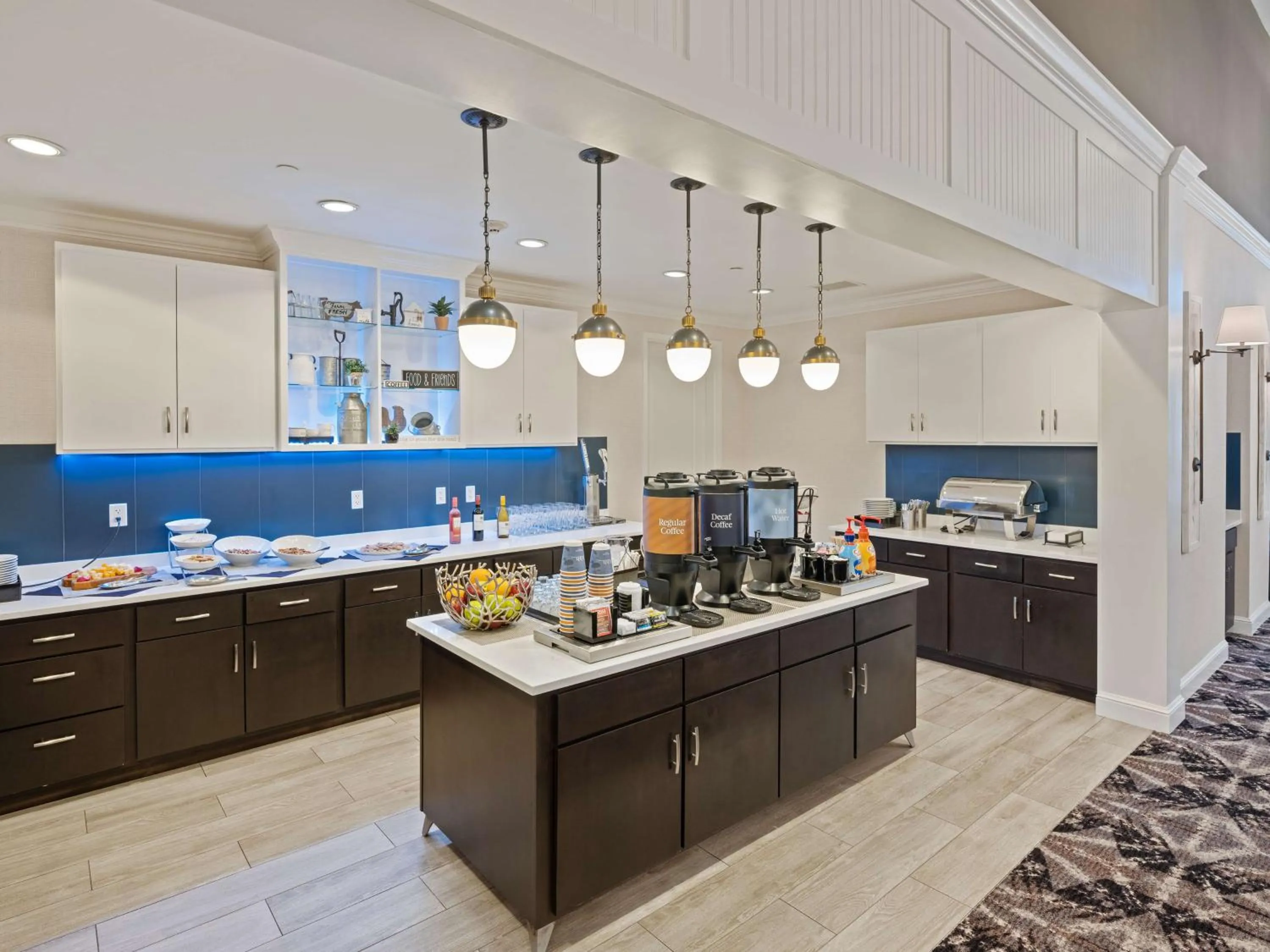 Breakfast in Homewood Suites by Hilton Joplin