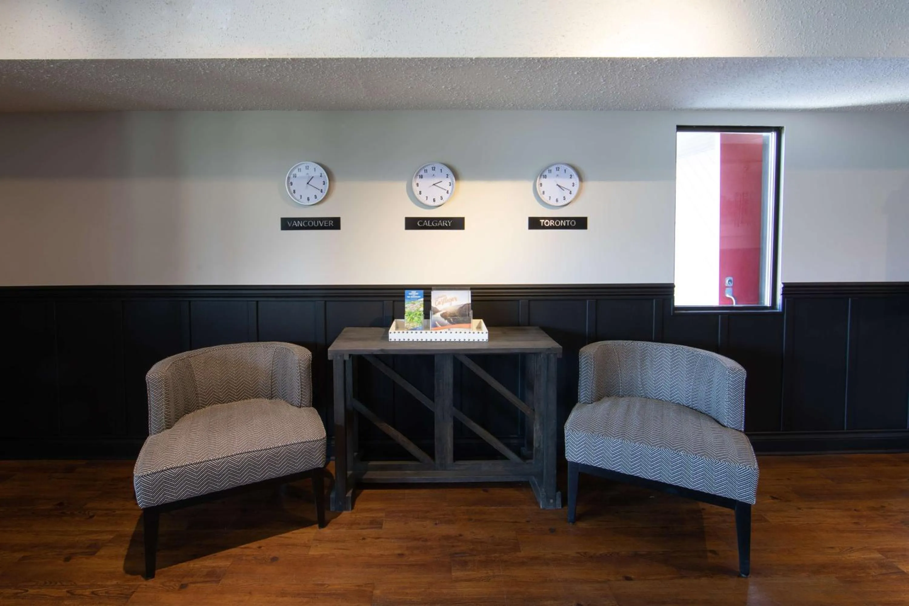 Lobby or reception in SureStay Hotel by Best Western Castlegar