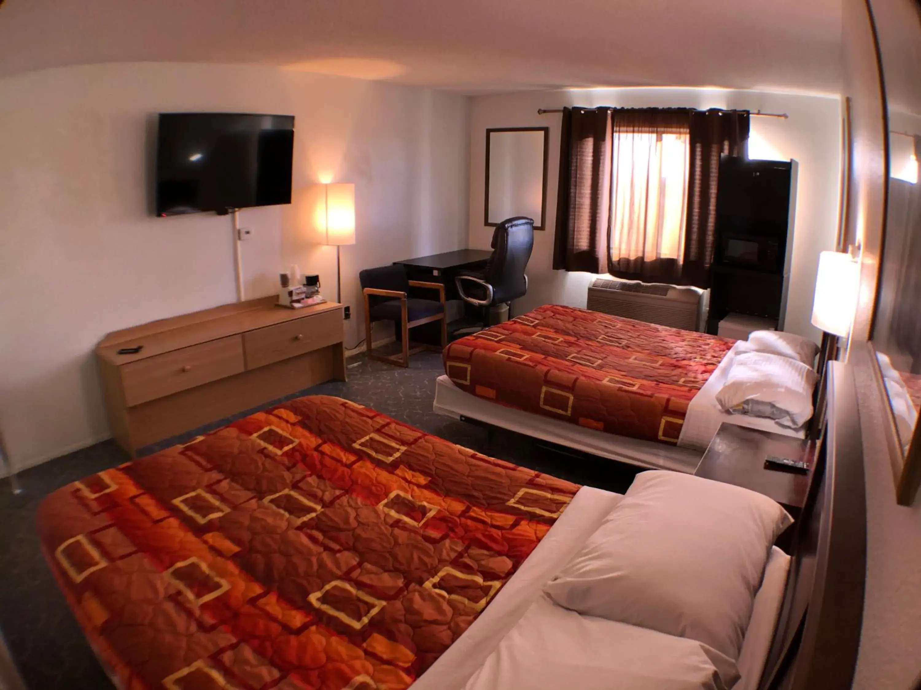 Double Room with Mountain View in Tower 64 Motel & RV Double Room with Mountain View in Tower 64 Motel & RV