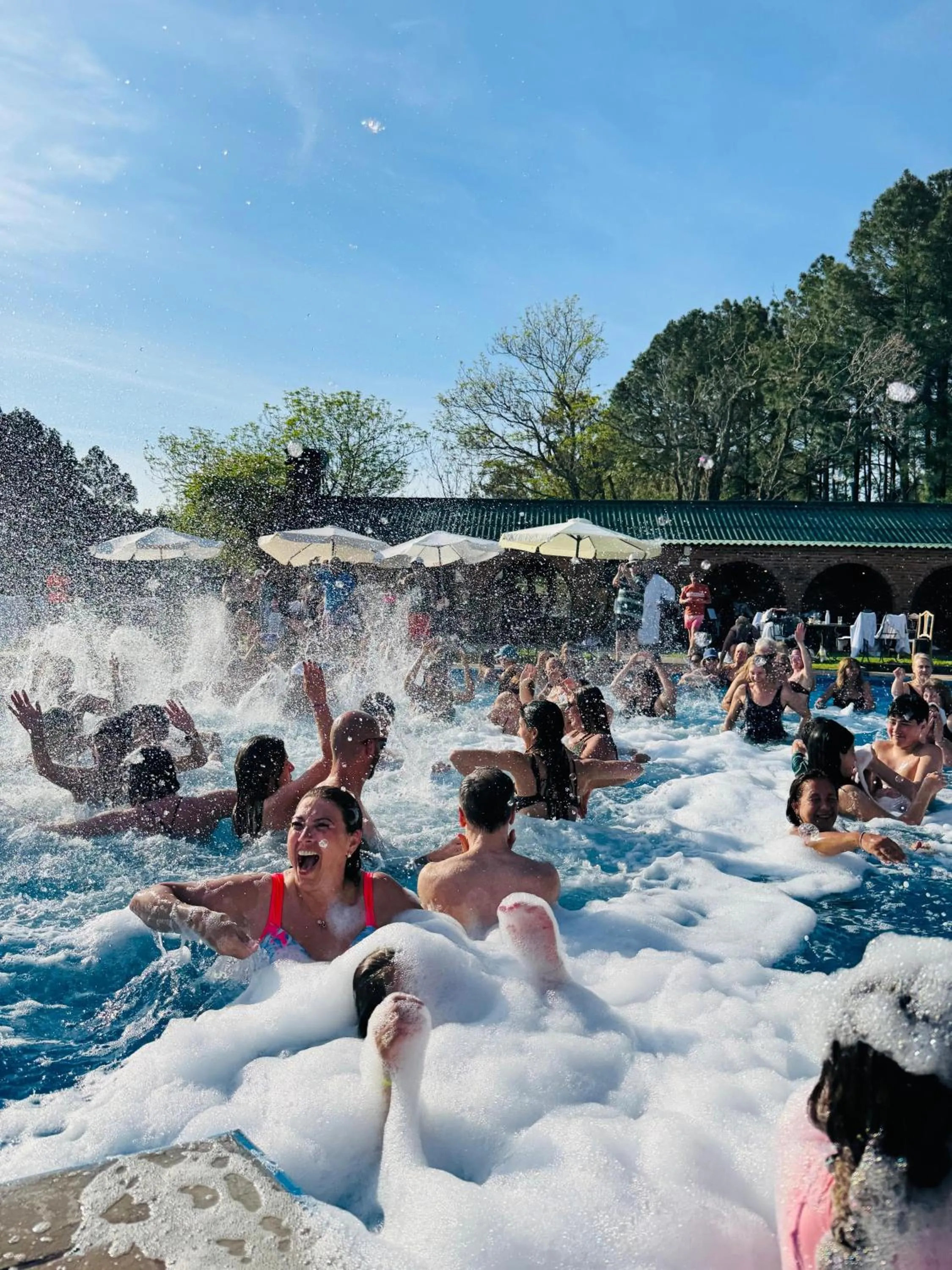 People in Hotel Horacio Quiroga