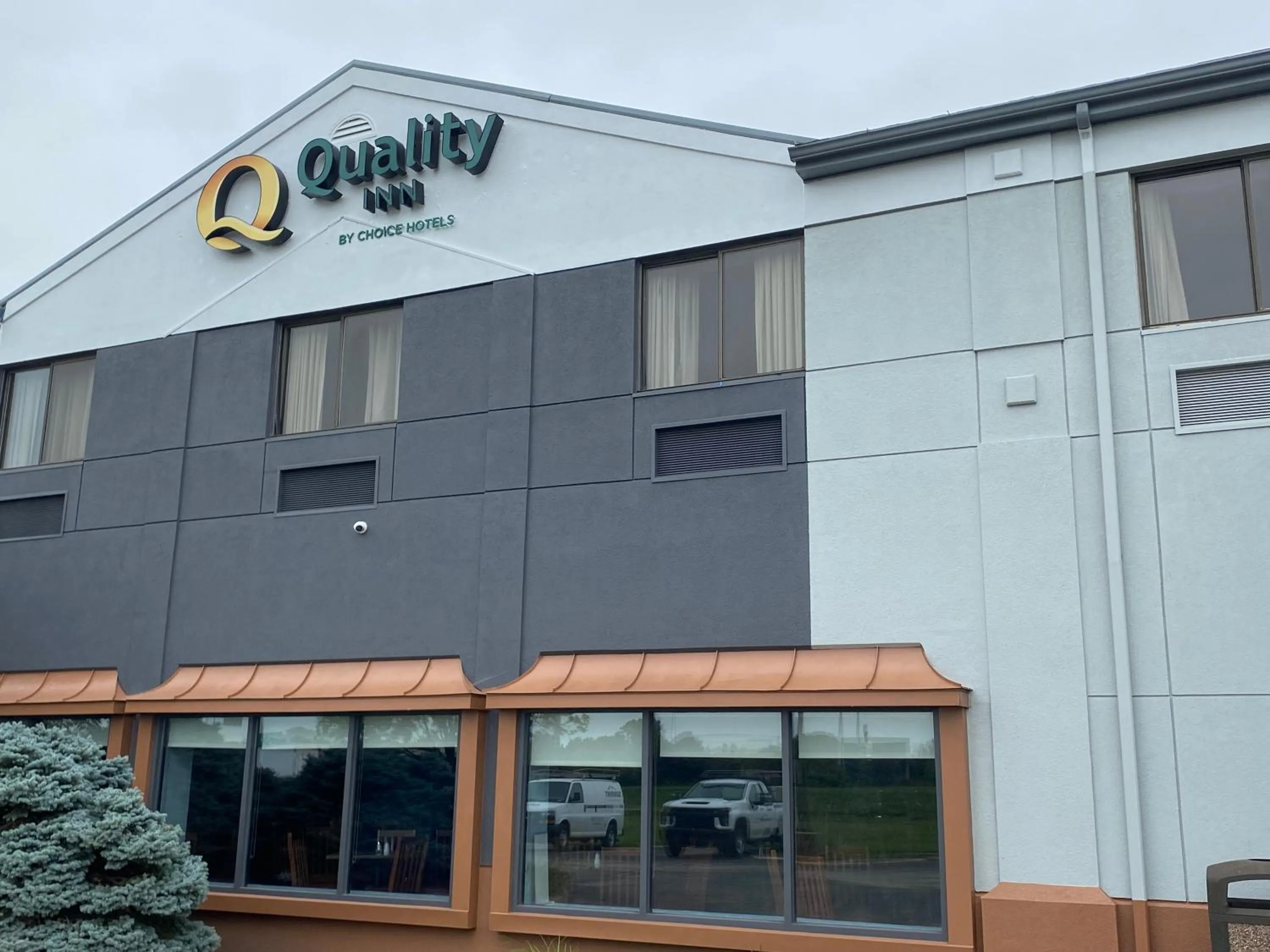 Property building in Quality Inn Perrysburg - Toledo South