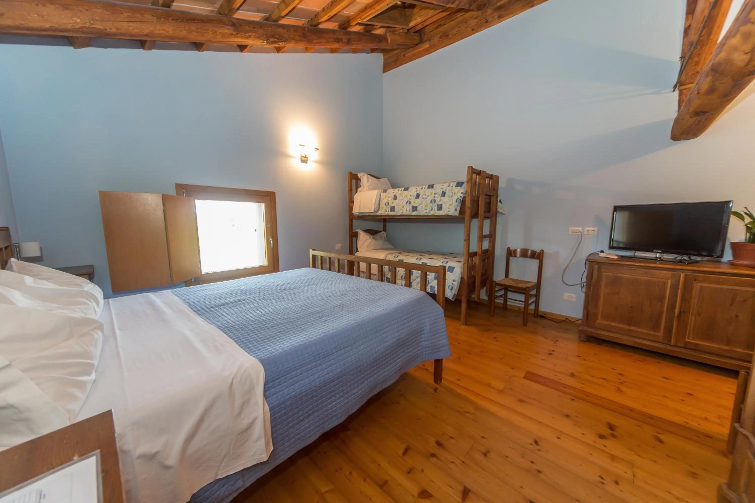 Bed in Agriturismo Cjasal di Pition