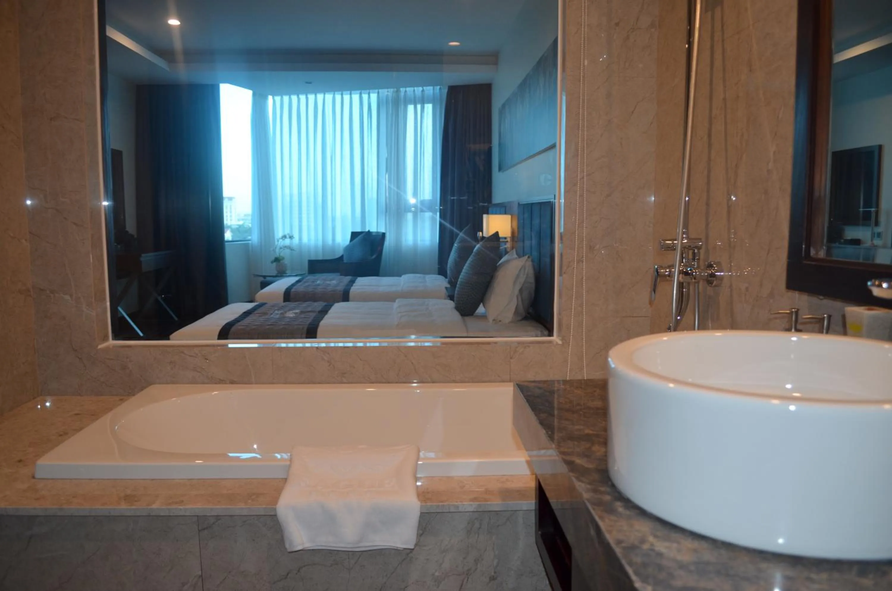 Bathroom in Eagle Hotel