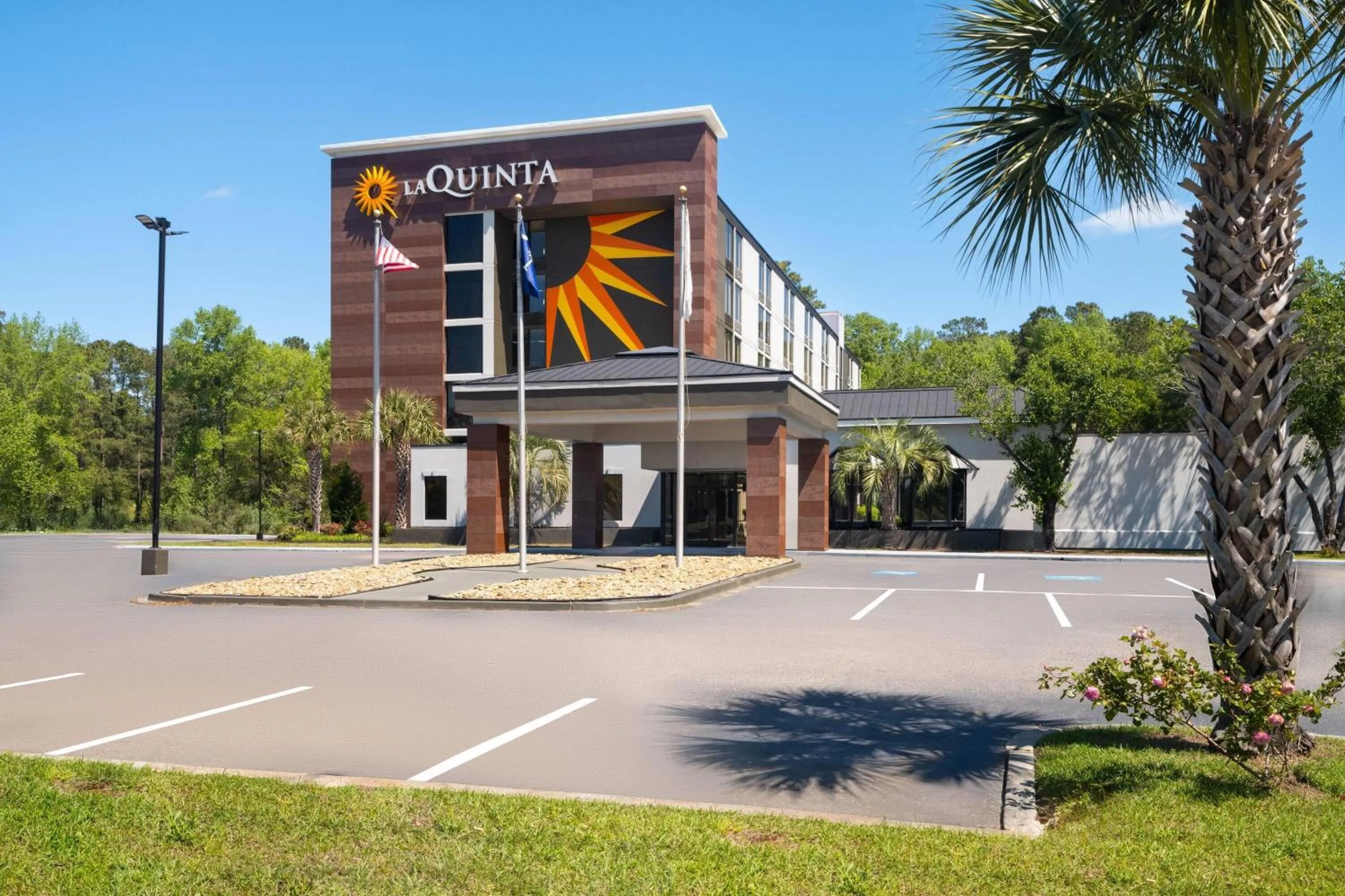 Property building in La Quinta Inn & Suites by Wyndham Myrtle Beach