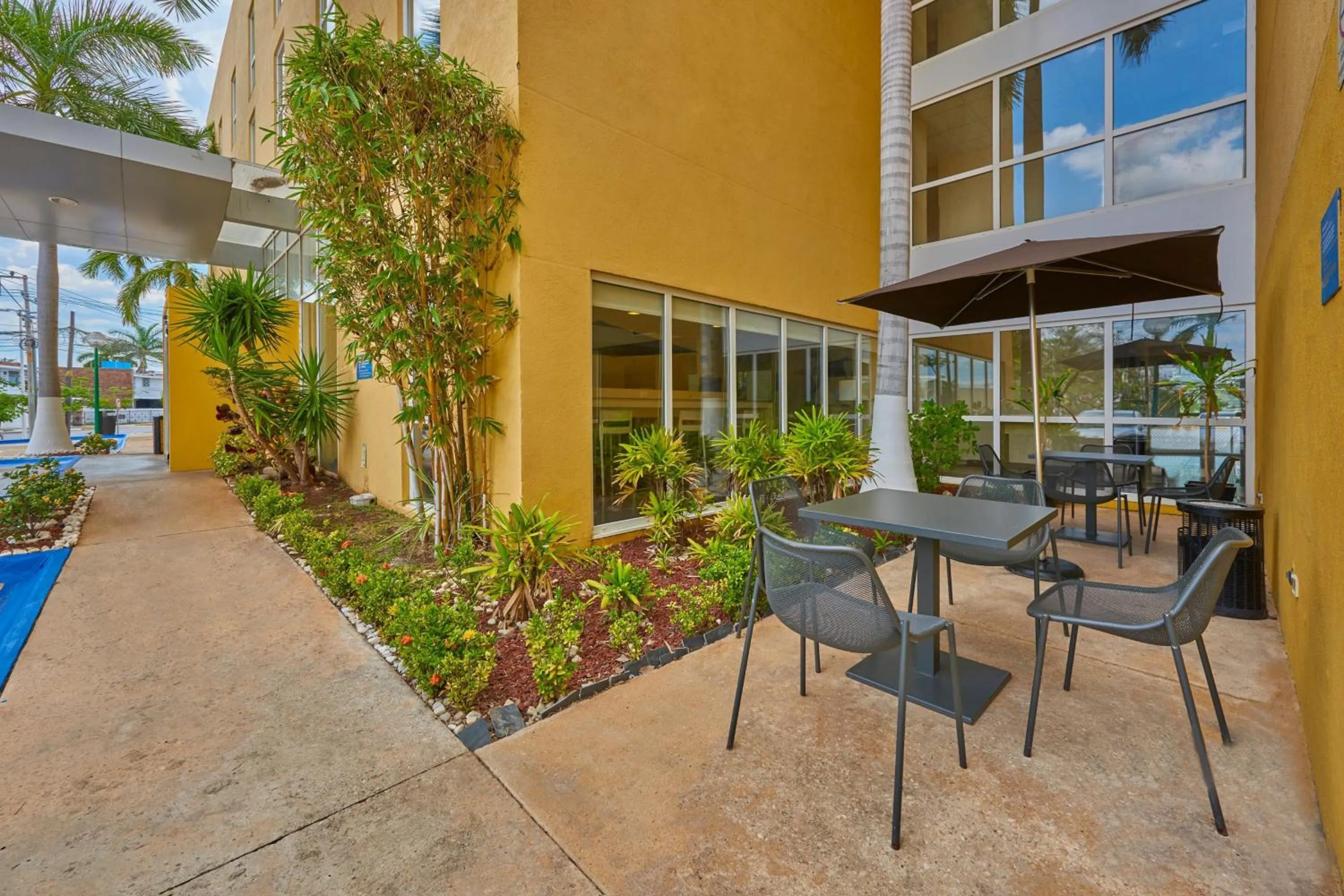 View (from property/room) in City Express by Marriott Campeche