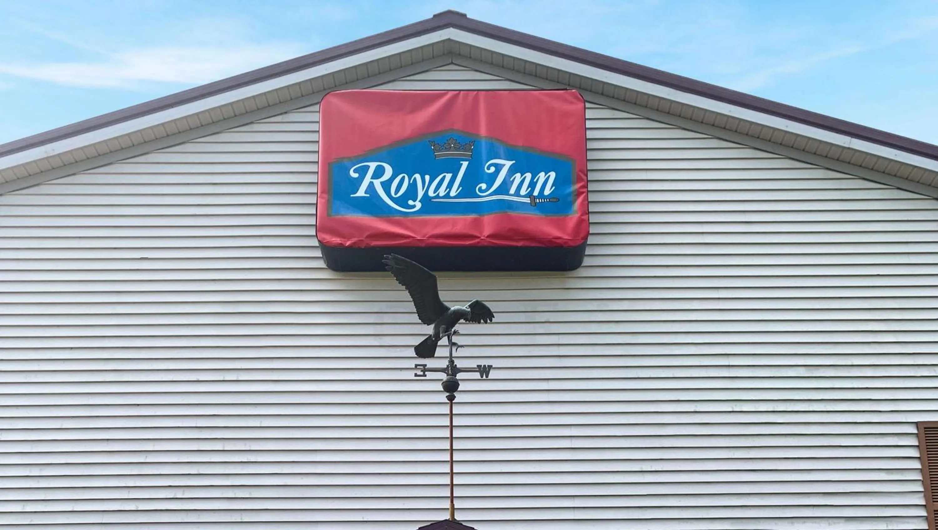 Property building in Royal Inn Rockville