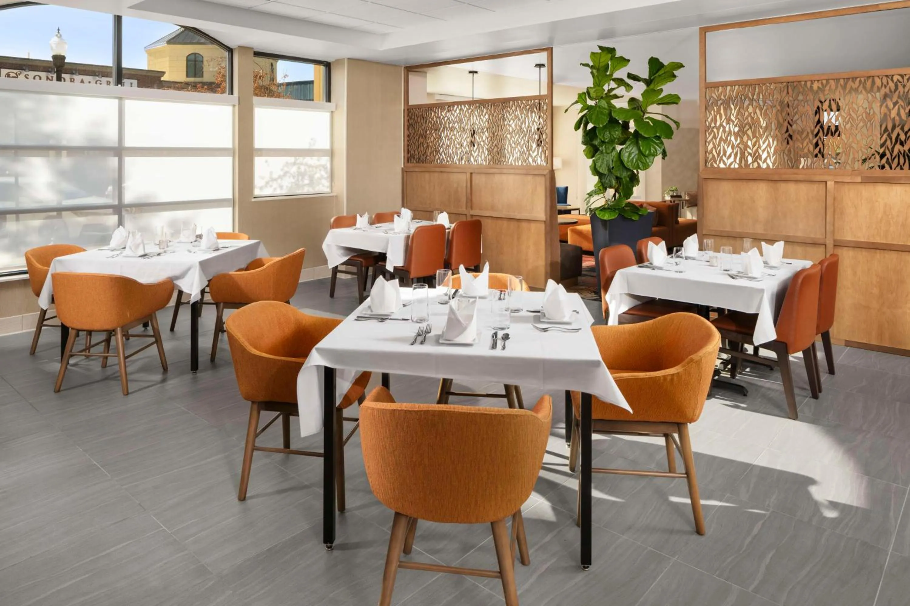 Restaurant/places to eat in Hilton Garden Inn Ogden