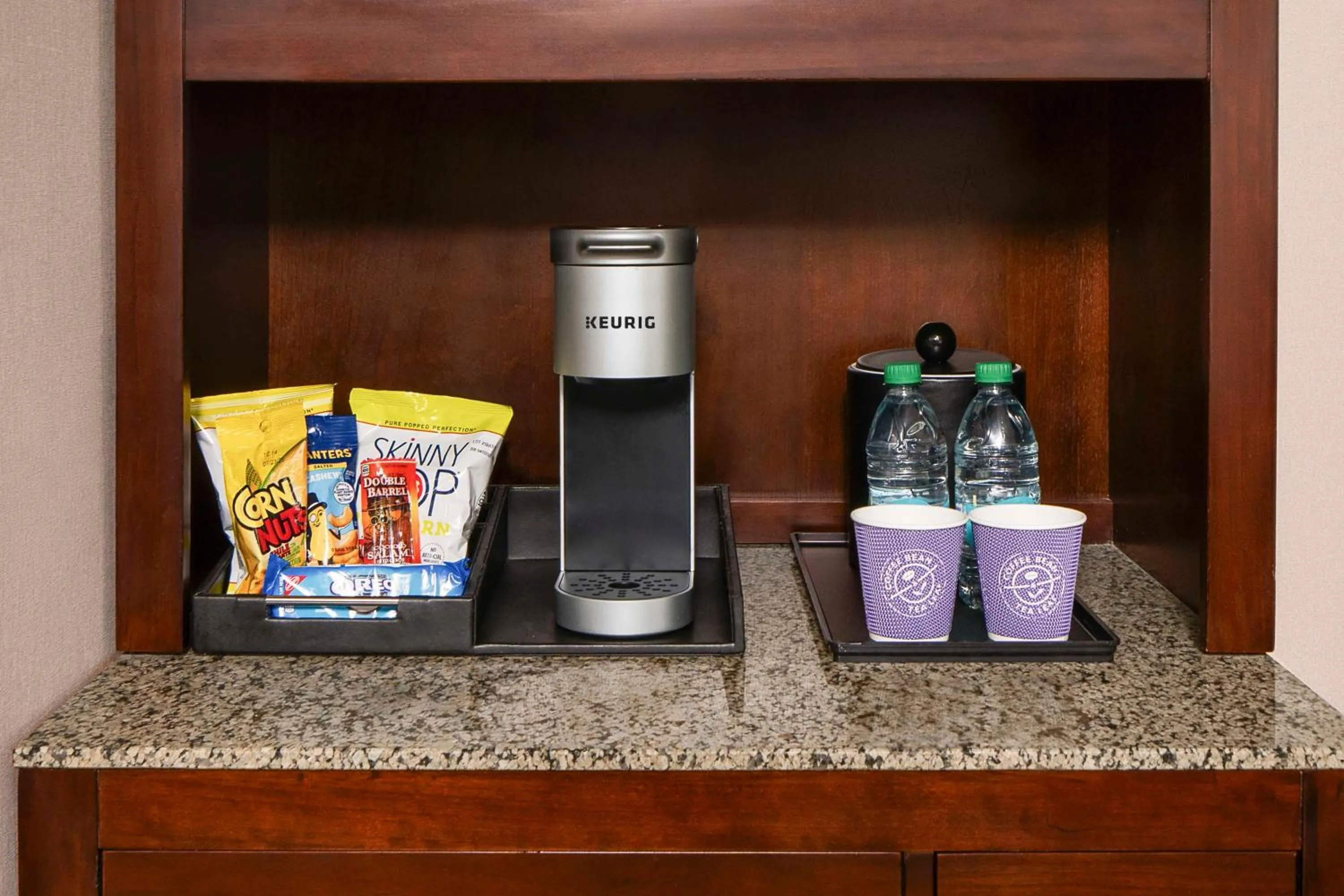 Photo of the whole room in Hilton Garden Inn Ogden
