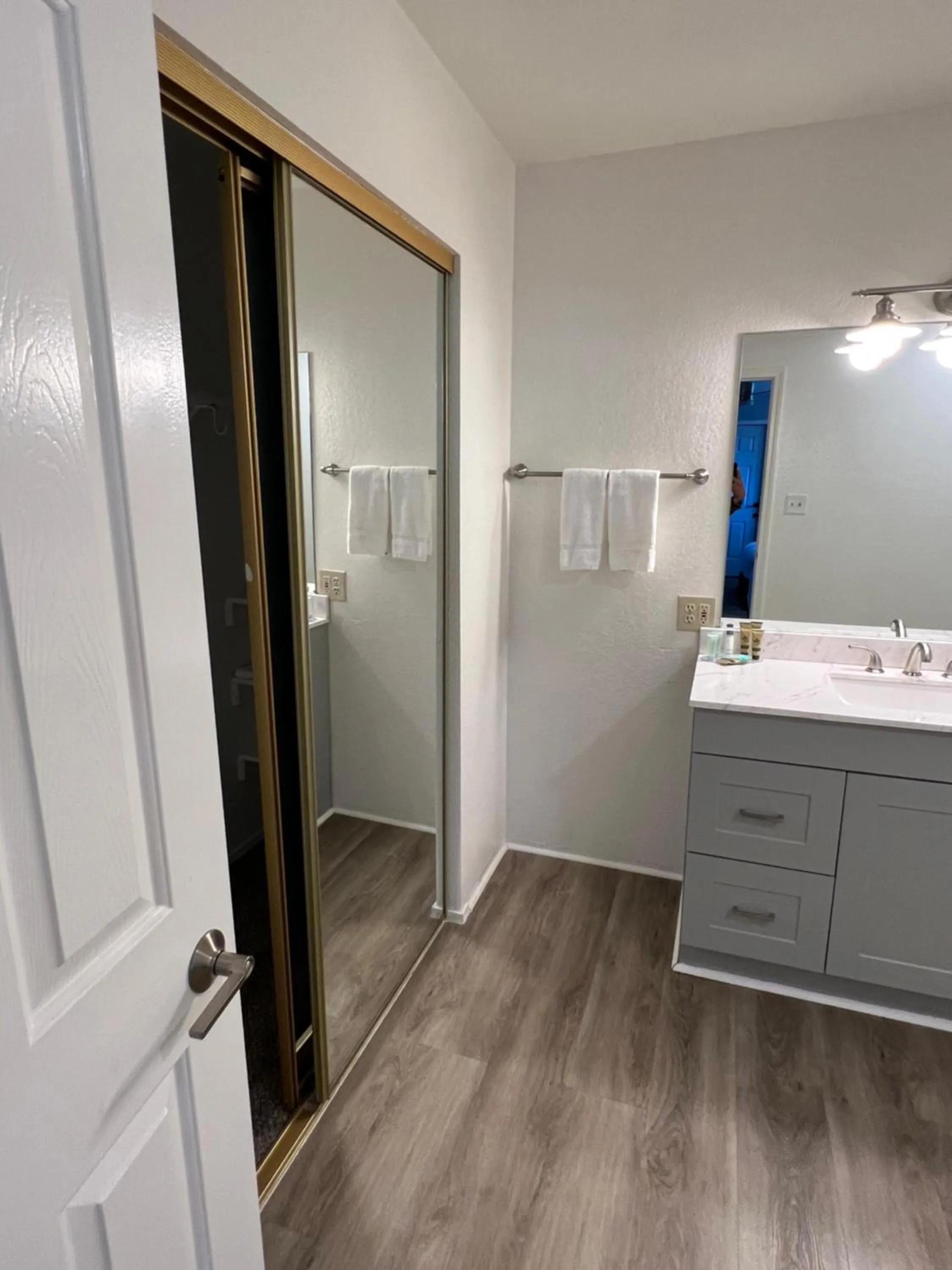 Majestic Mountain Inn