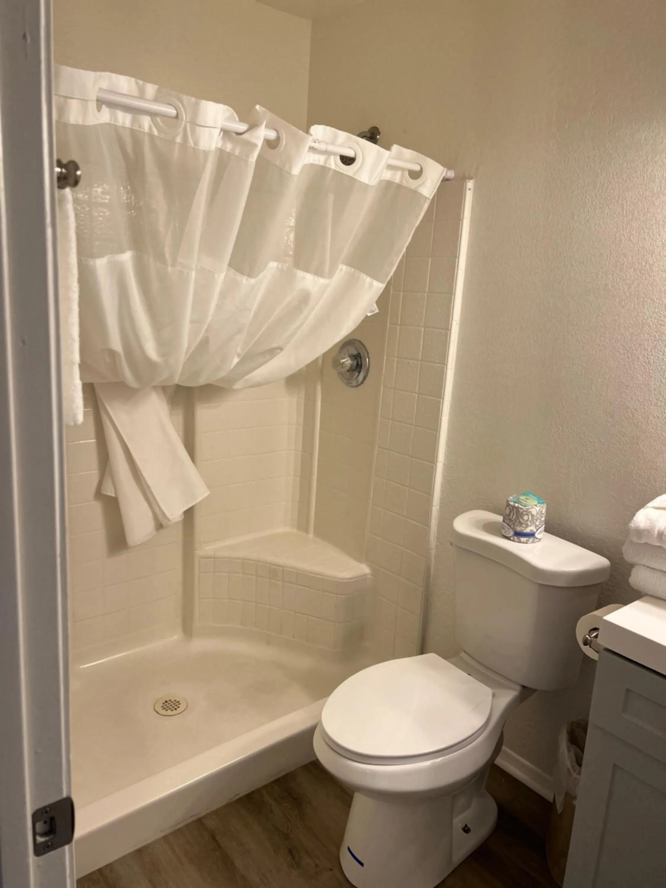 Majestic Mountain Inn