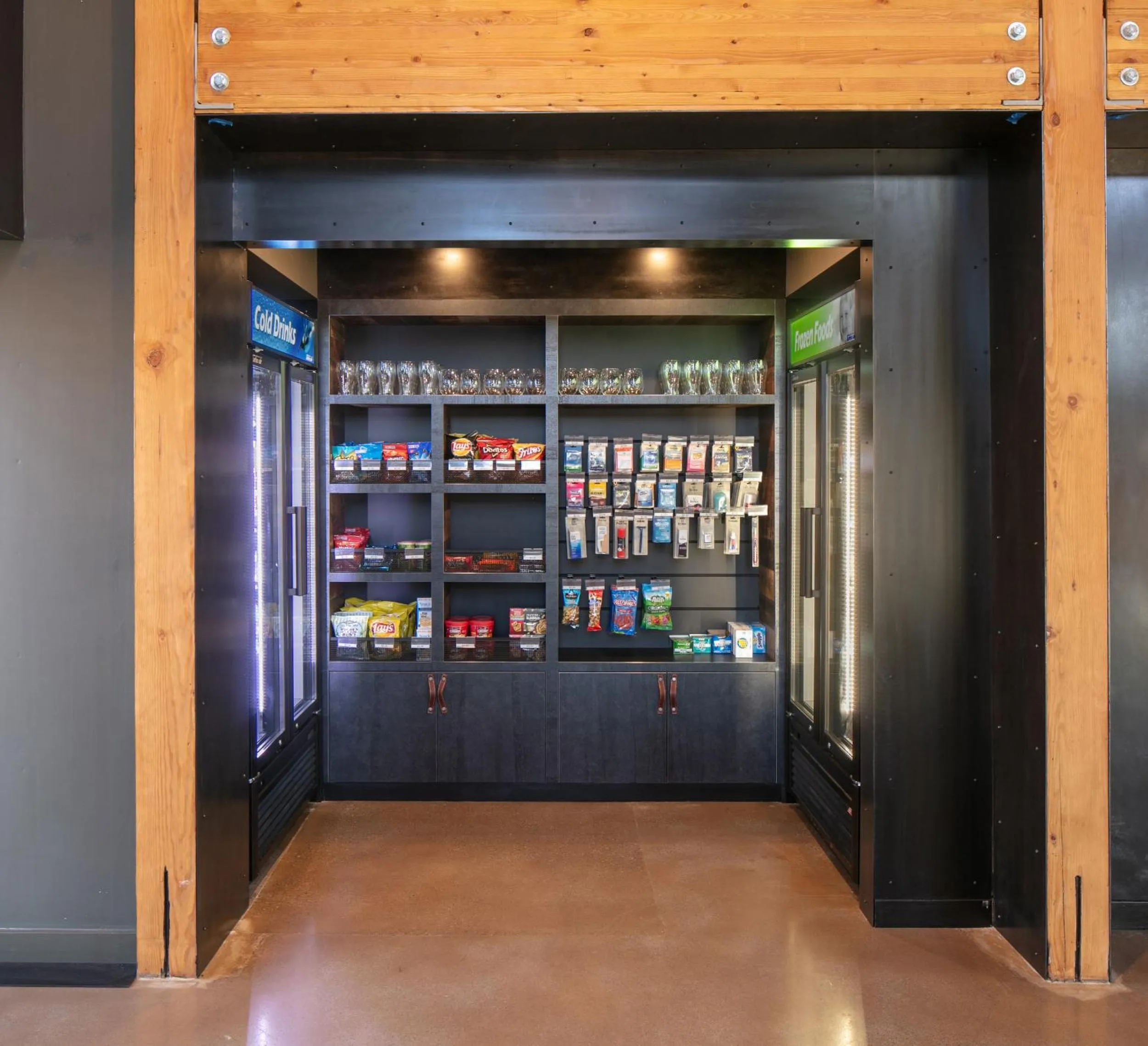 On-site shops in Waypoint Hotel