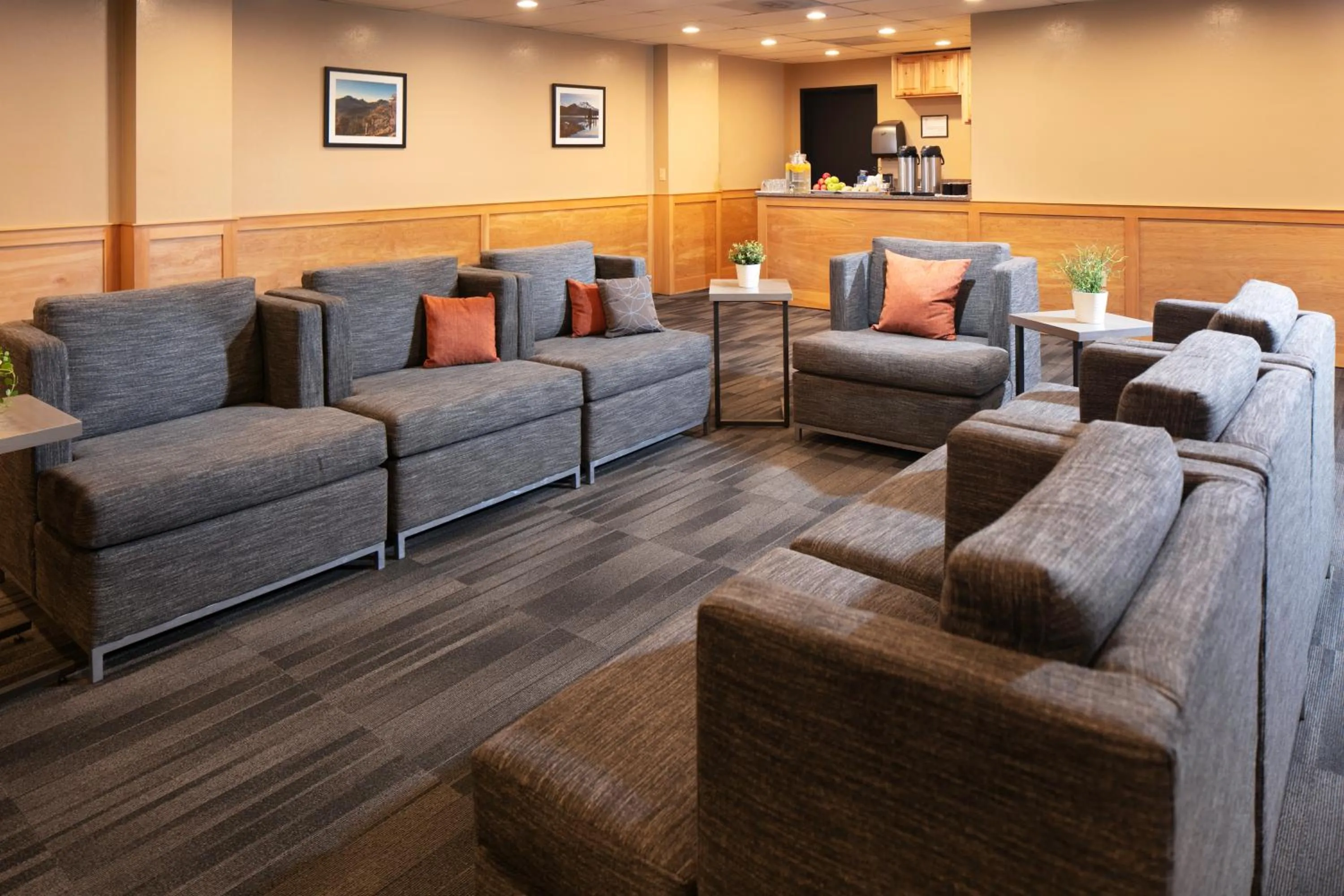 Meeting/conference room in Waypoint Hotel