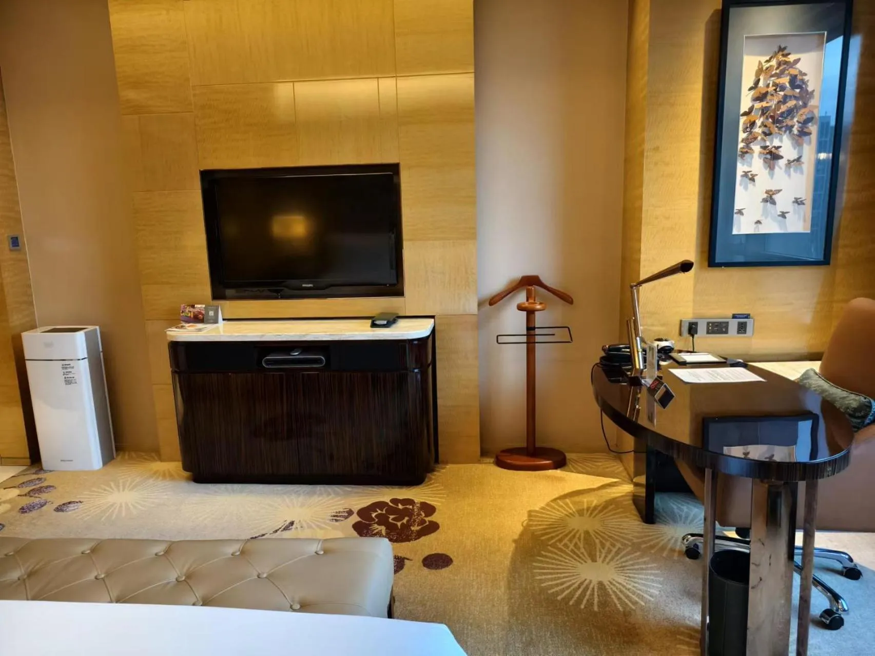 Seating area in InterContinental Shijiazhuang by IHG