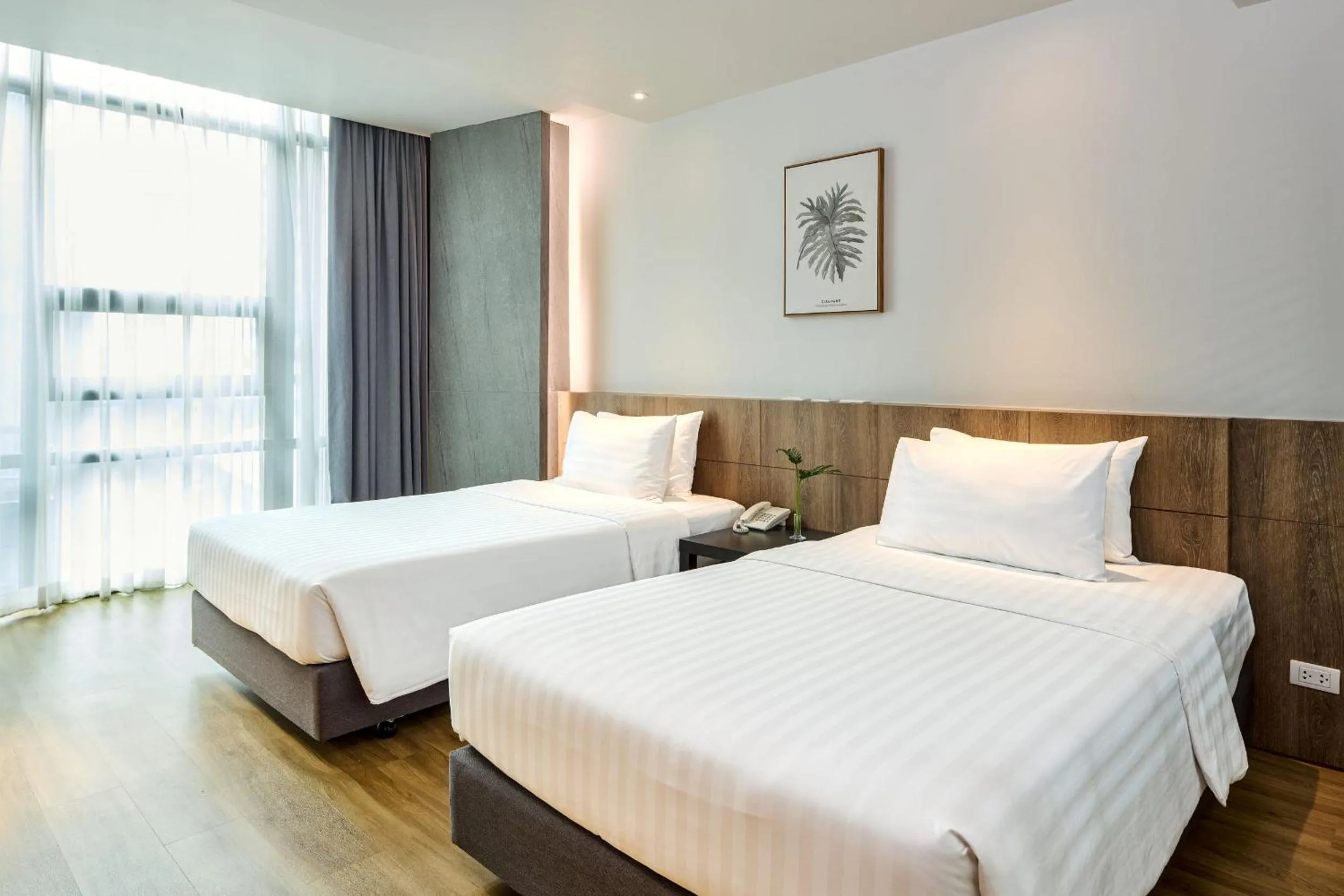 Bed in TK Palace Hotel & Convention Bangkok