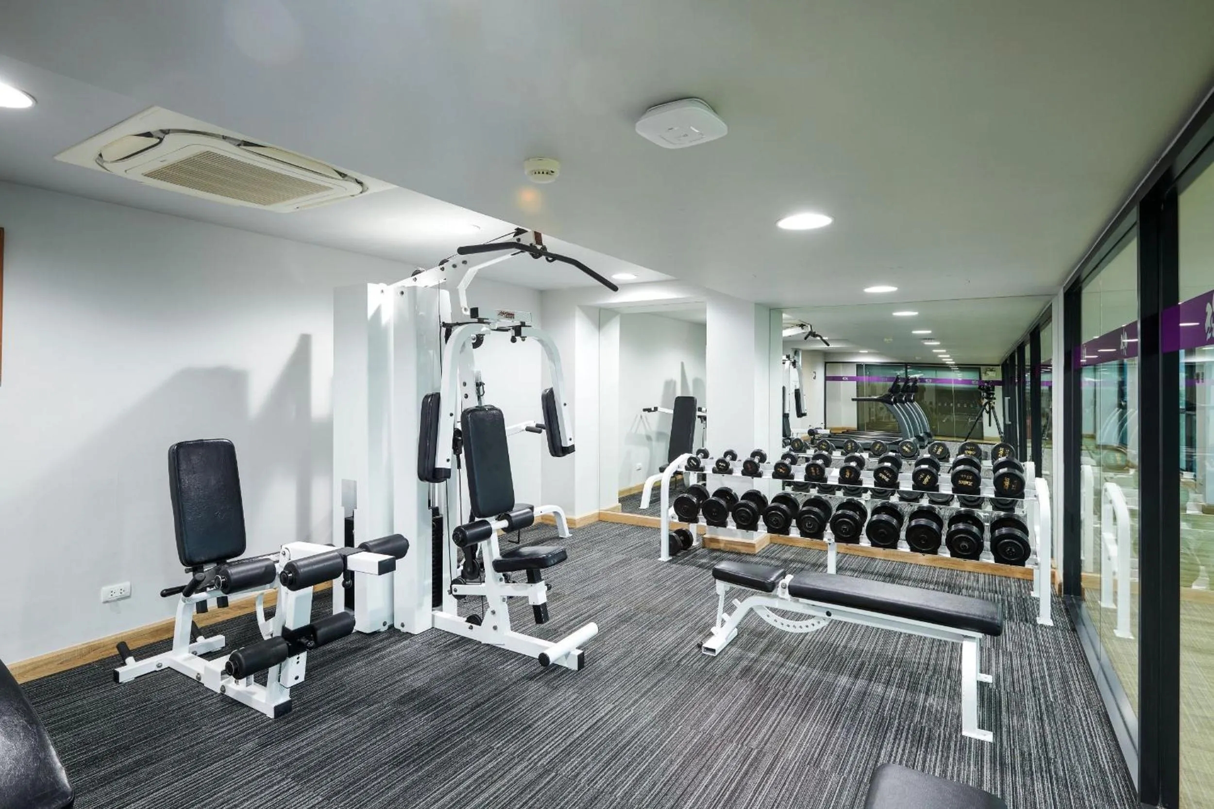 Fitness centre/facilities in TK Palace Hotel & Convention Bangkok