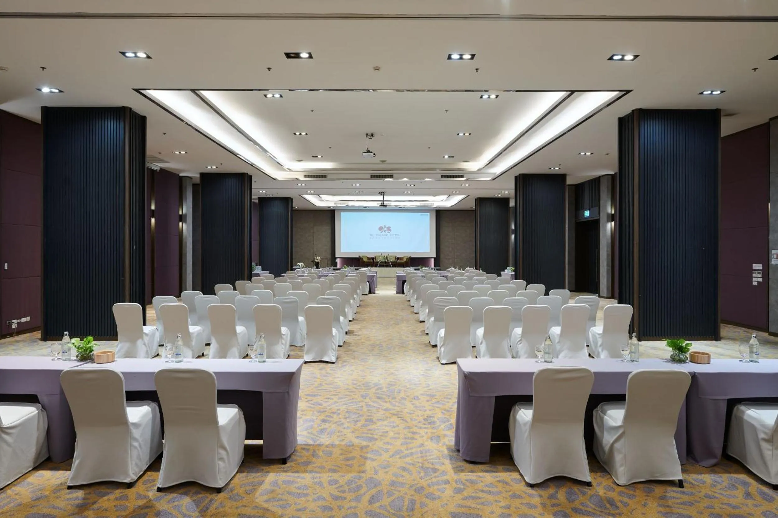 Meeting/conference room in TK Palace Hotel & Convention Bangkok