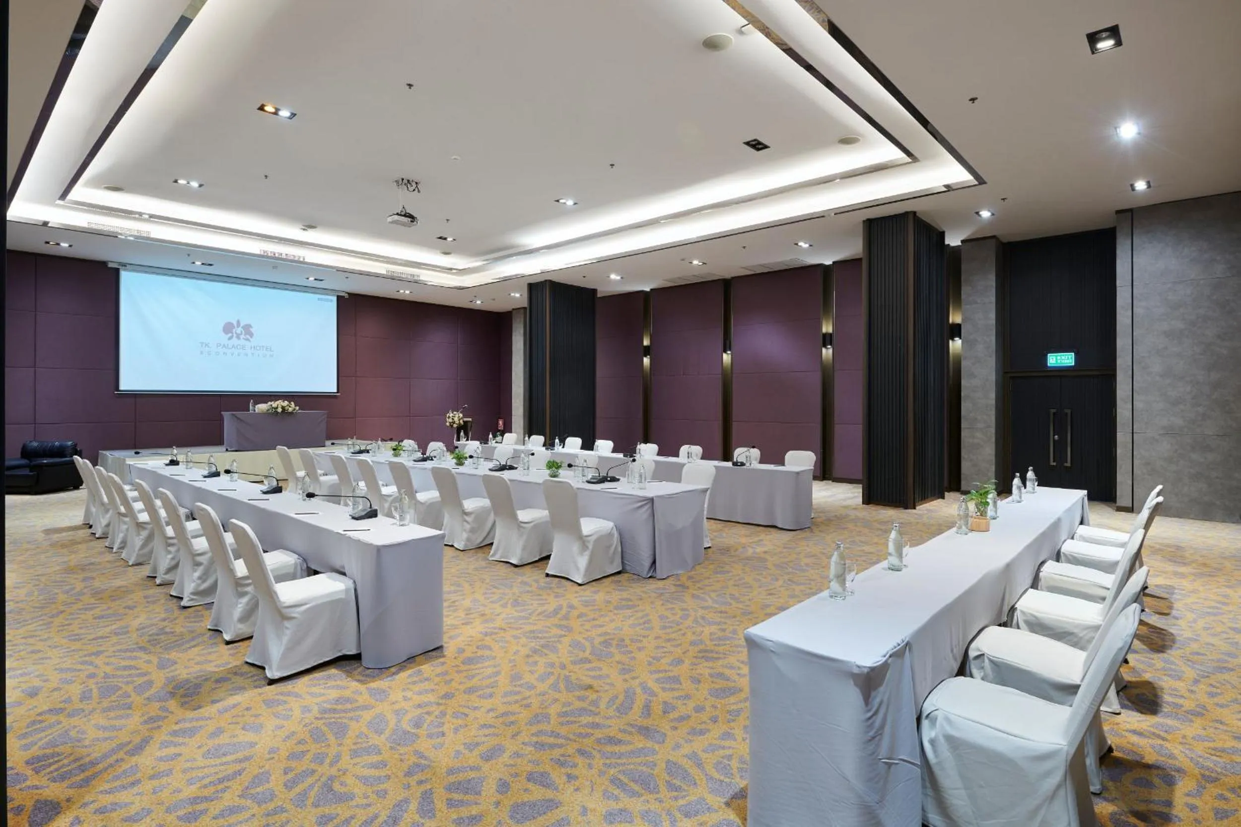 Meeting/conference room in TK Palace Hotel & Convention Bangkok