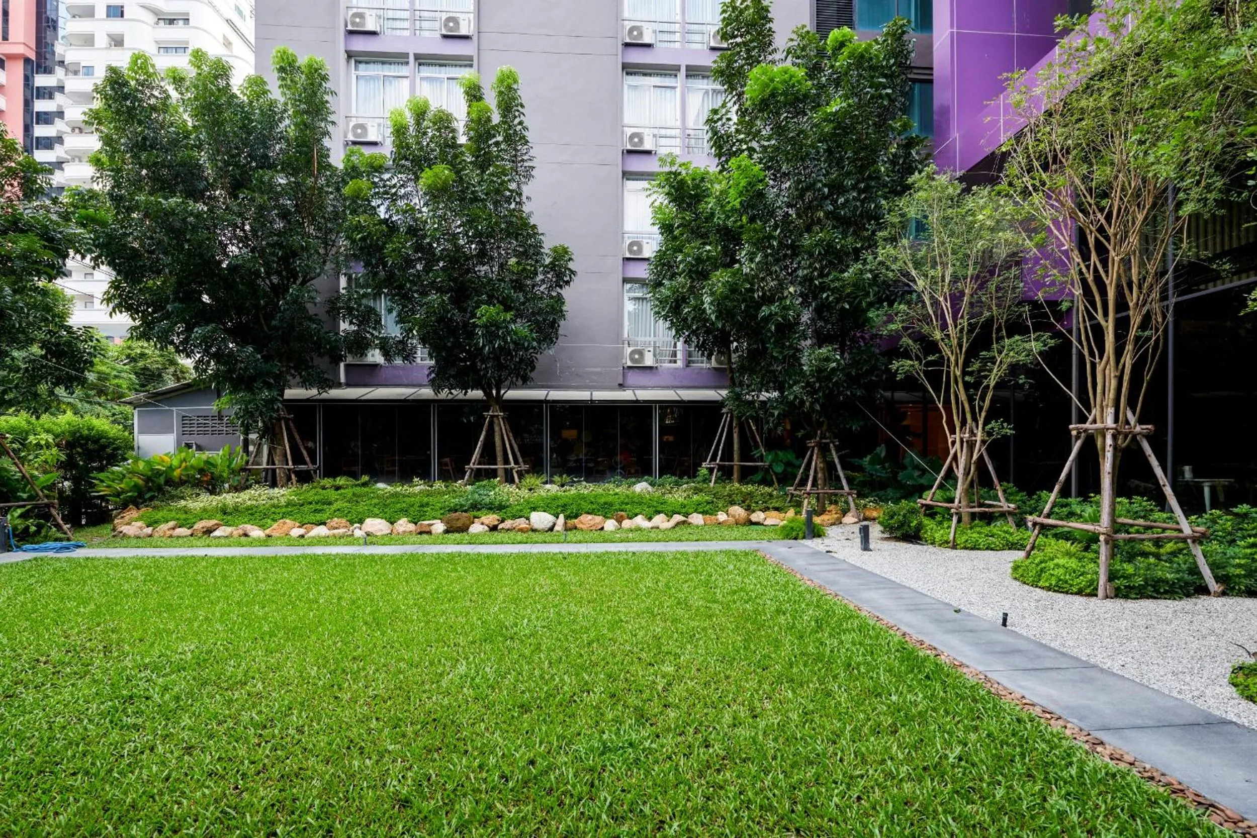 Garden in TK Palace Hotel & Convention Bangkok