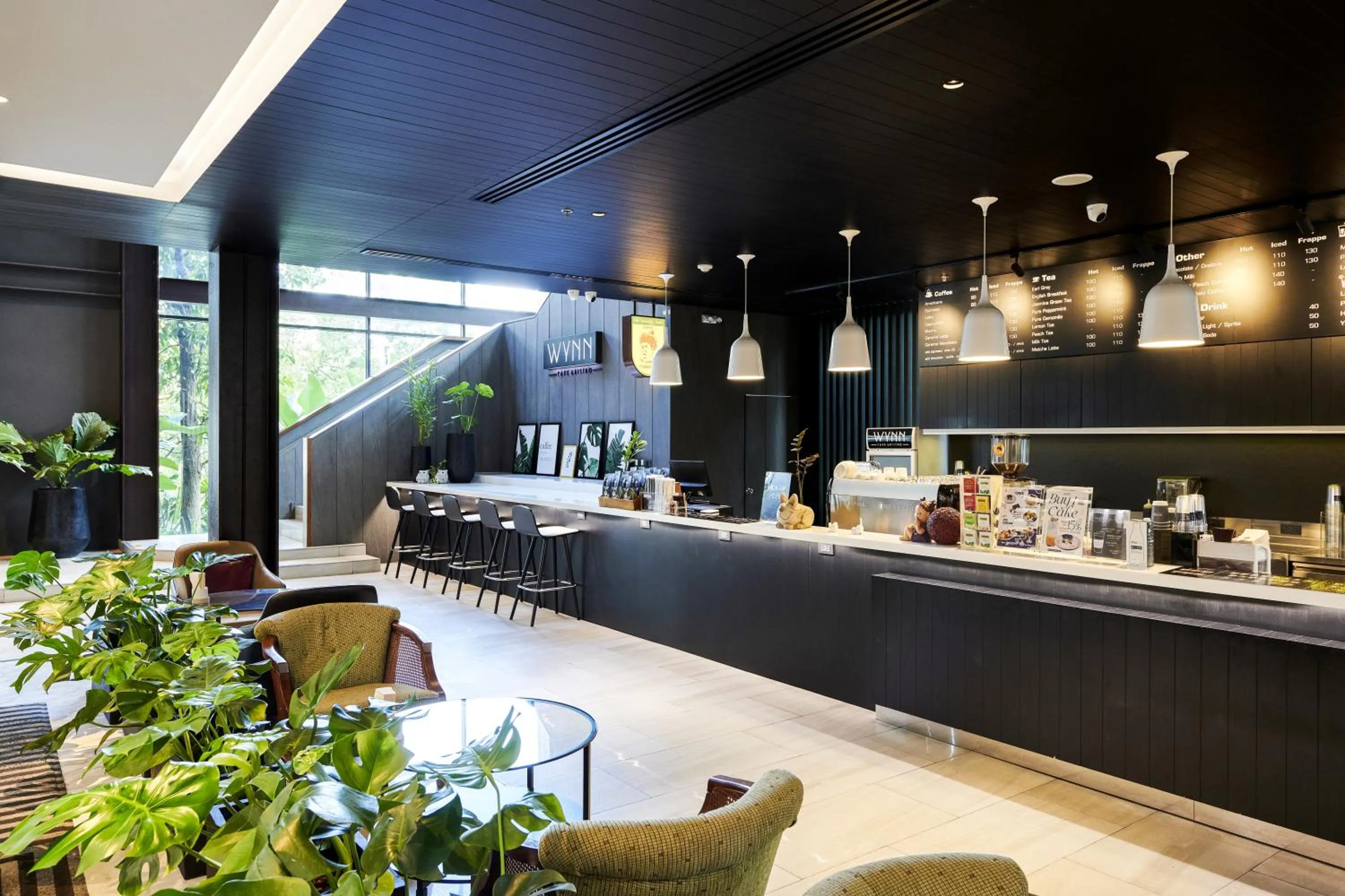 Restaurant/places to eat in TK Palace Hotel & Convention Bangkok