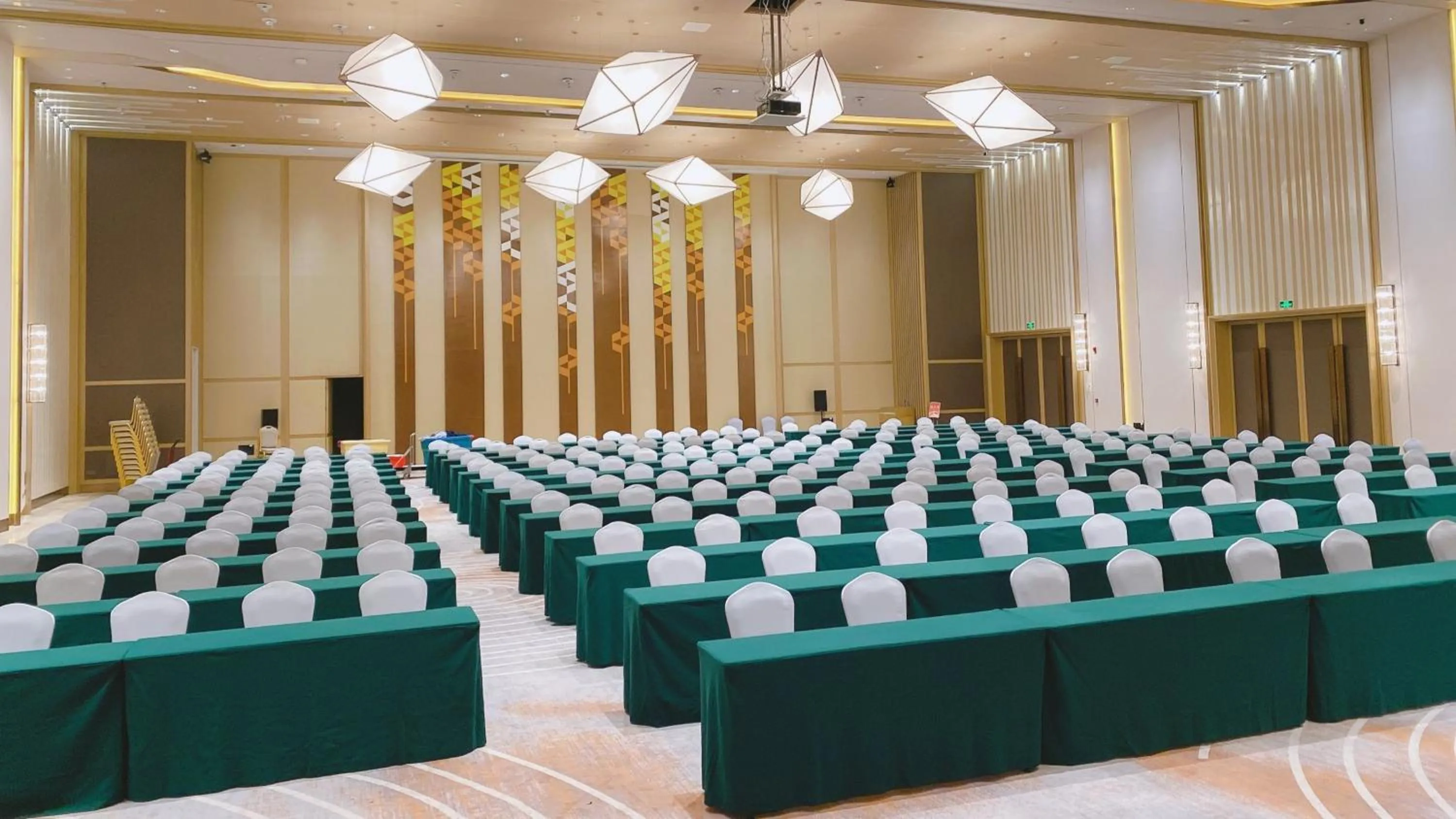 Banquet/Function facilities in Holiday Inn Shaoguan Downtown by IHG