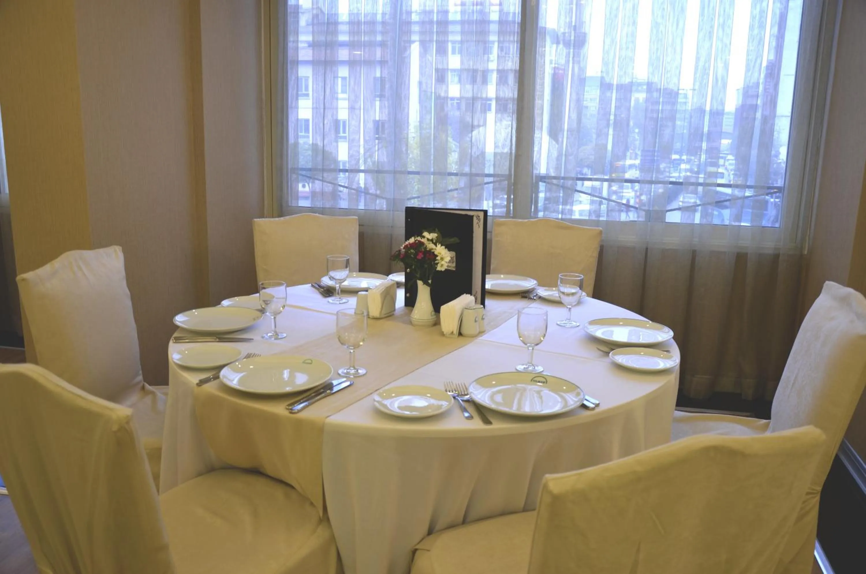 Buffet breakfast in Hotel Tilmen