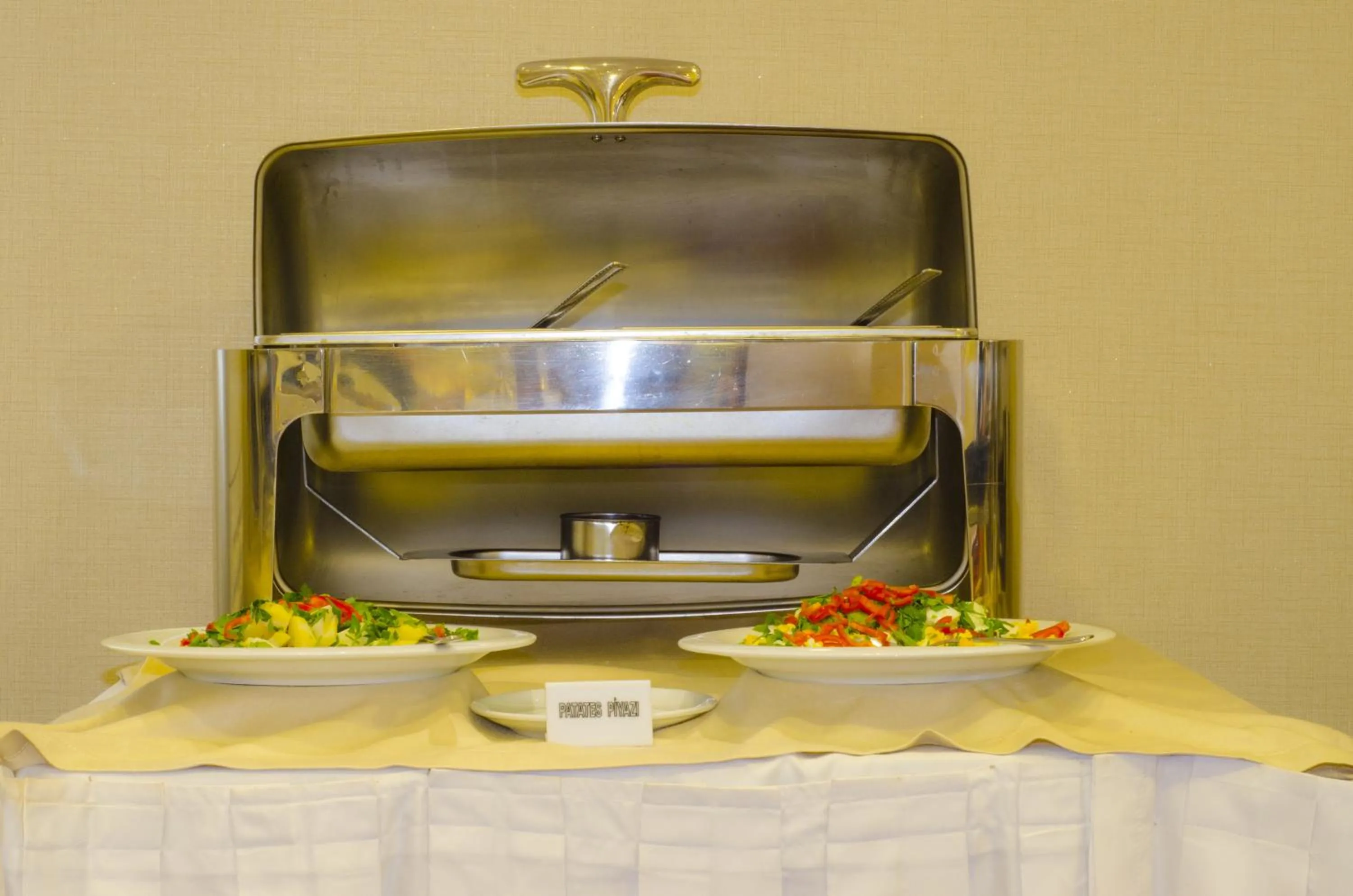 Buffet breakfast in Hotel Tilmen