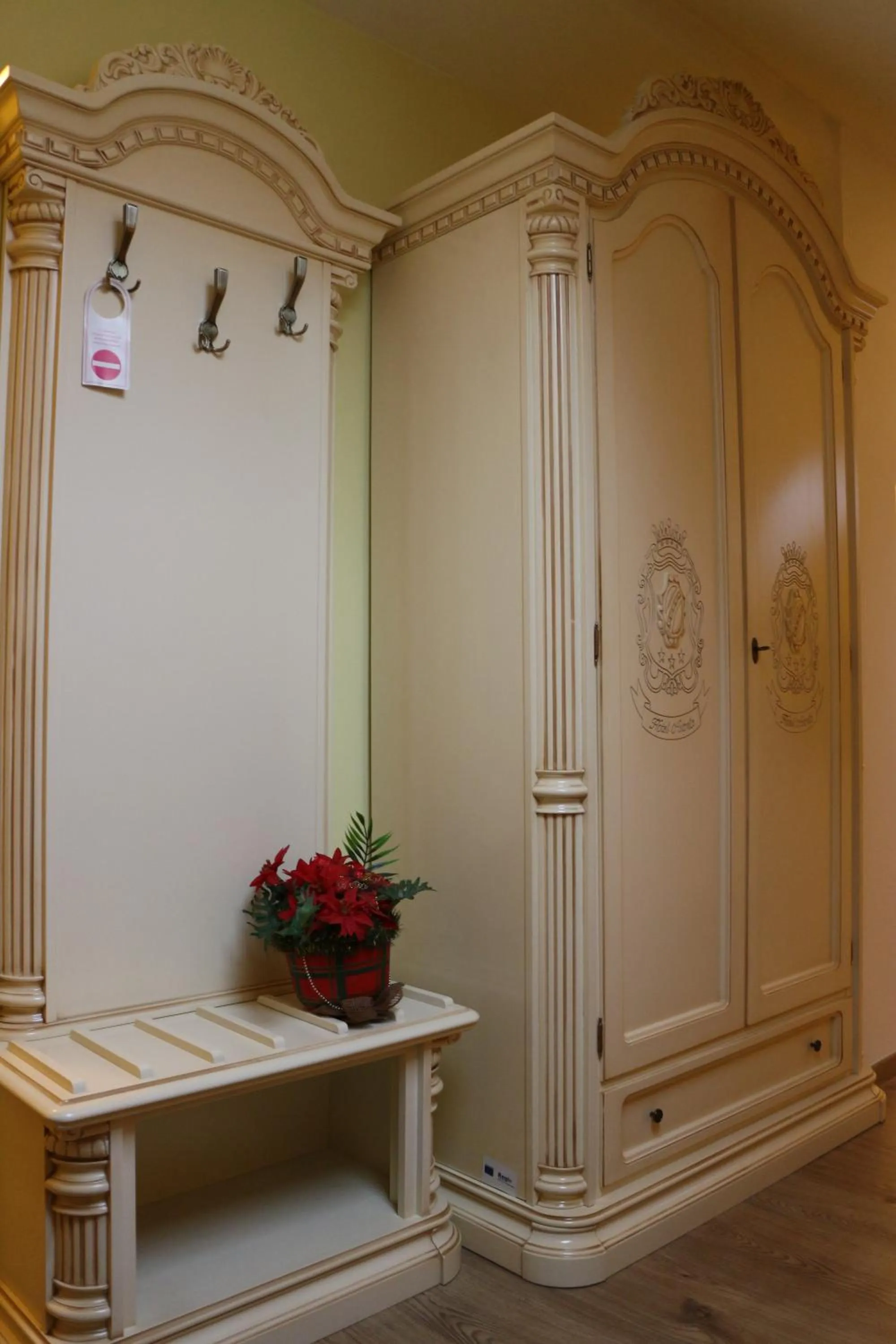 Photo of the whole room in Hotel Astoria