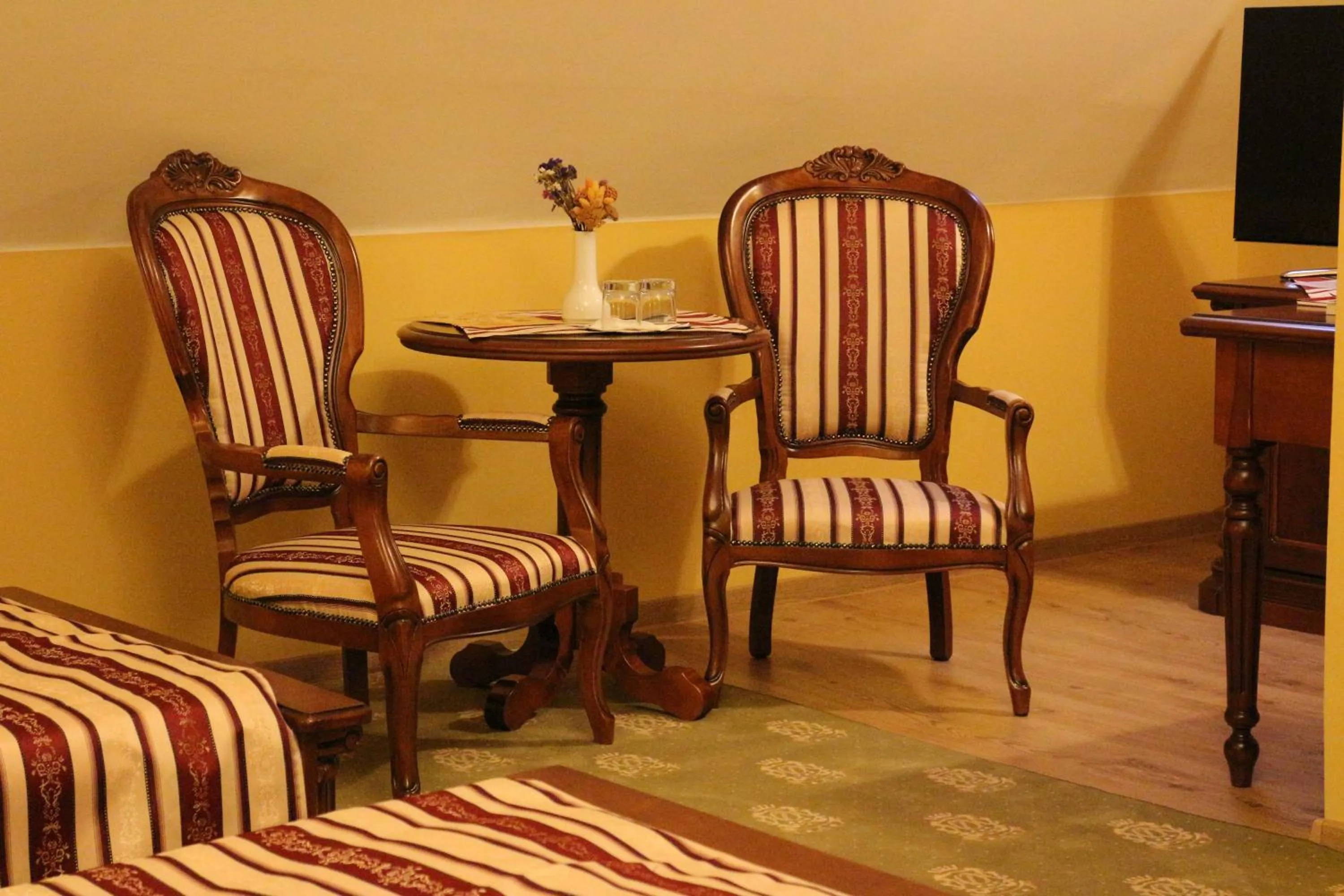 Photo of the whole room in Hotel Astoria