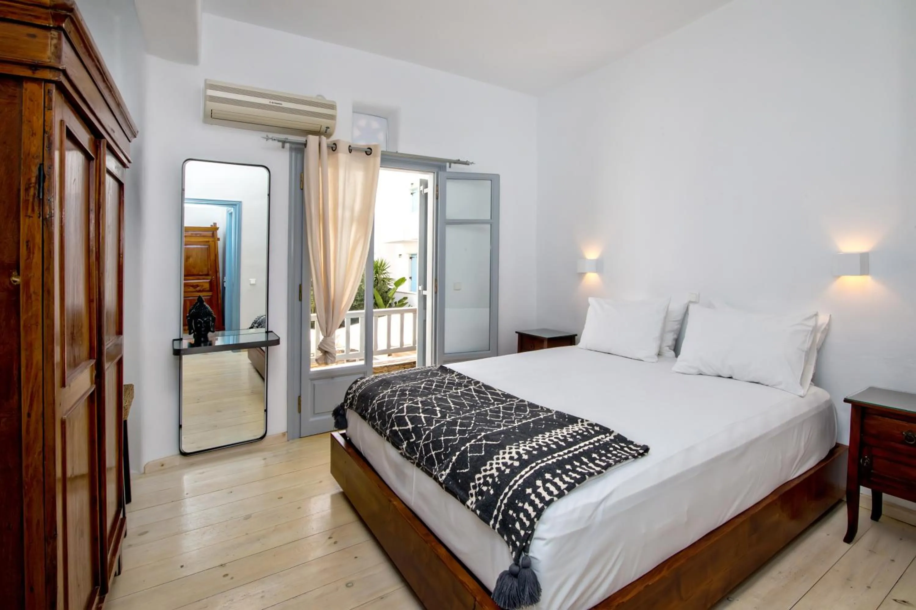 Bedroom in Onar Hotel & Suites