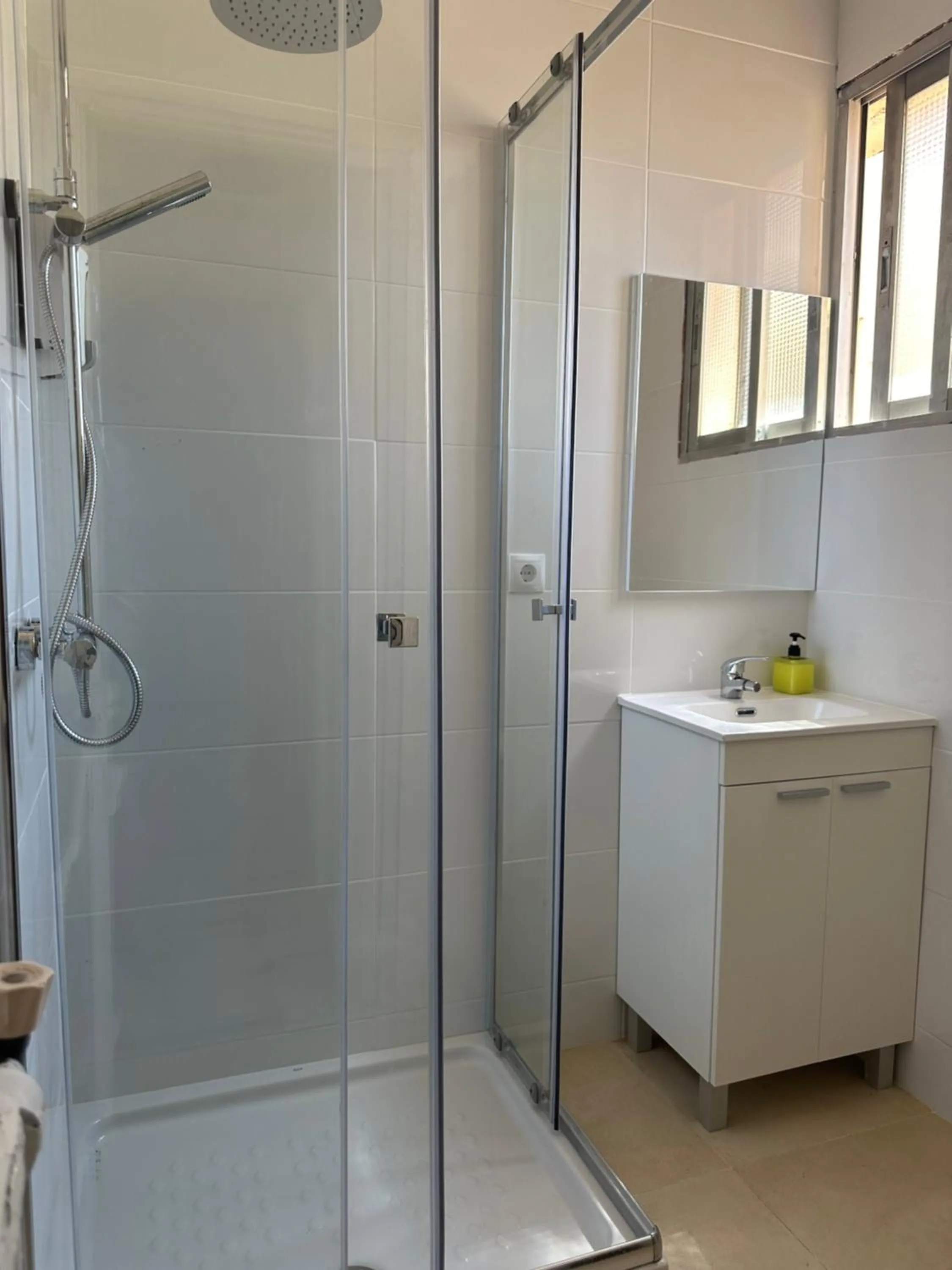 Shower in Hostal Arrate