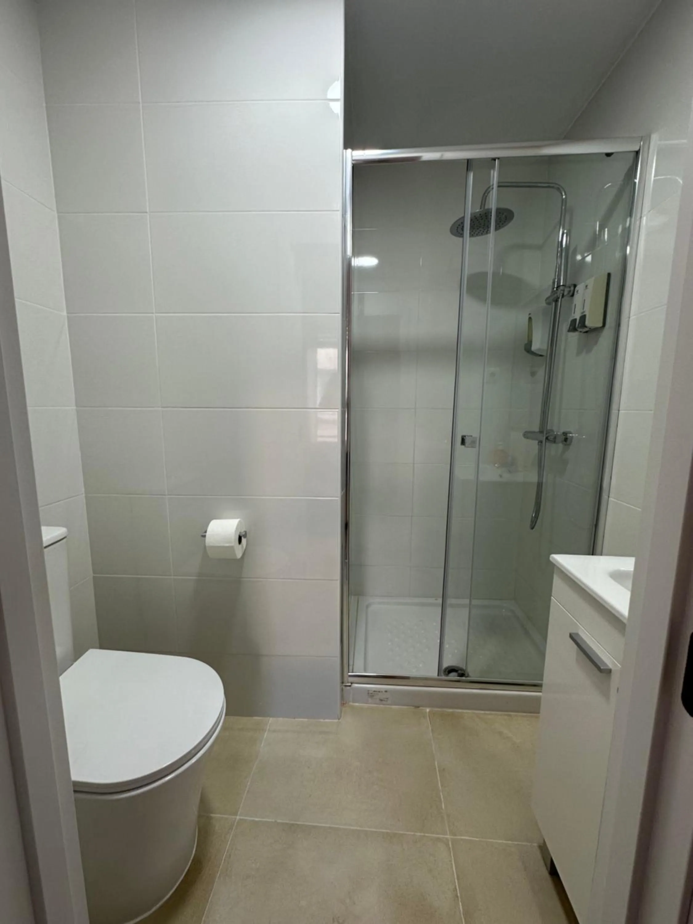 Shower in Hostal Arrate