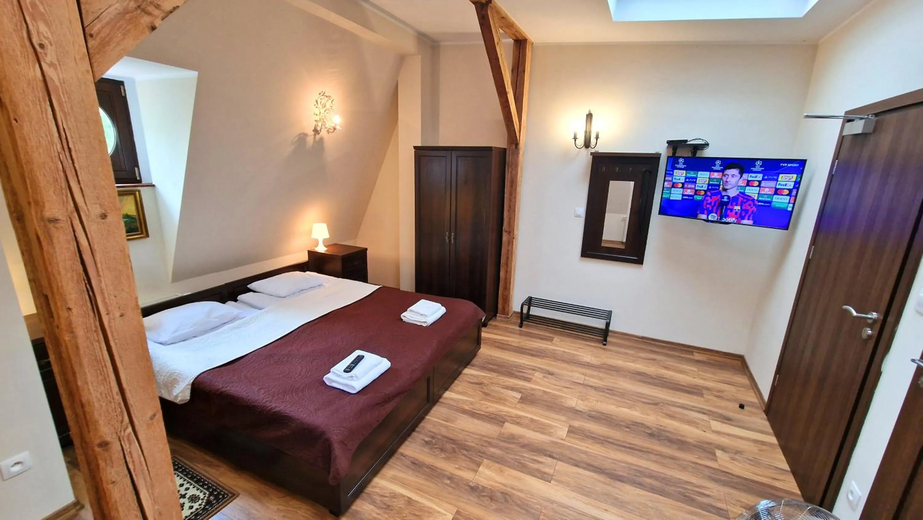 Bed in Hotel Charlotta