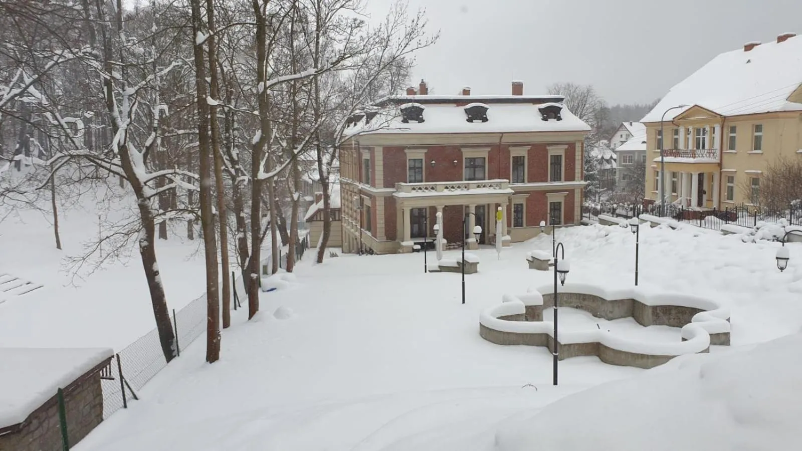 Property building in Hotel Charlotta