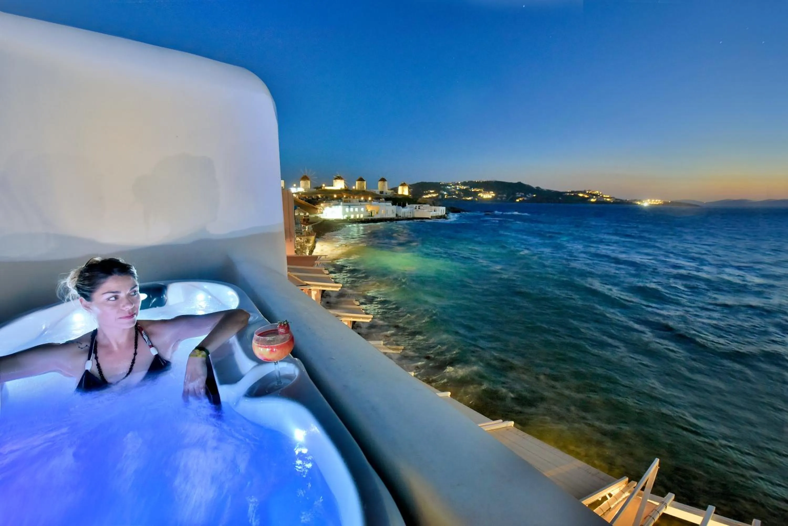 Night in Little Venice Suites