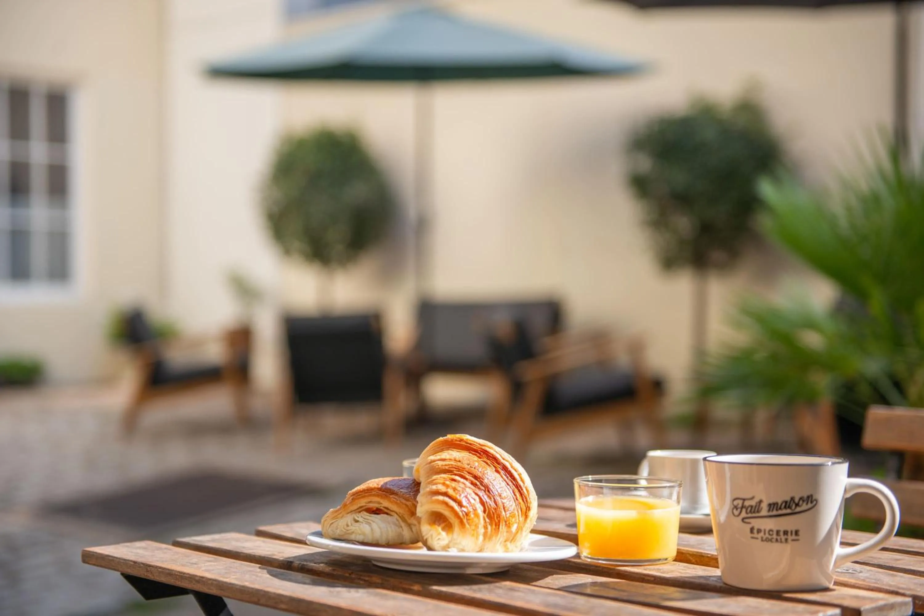 Breakfast in Hôtel Helzear Montparnasse