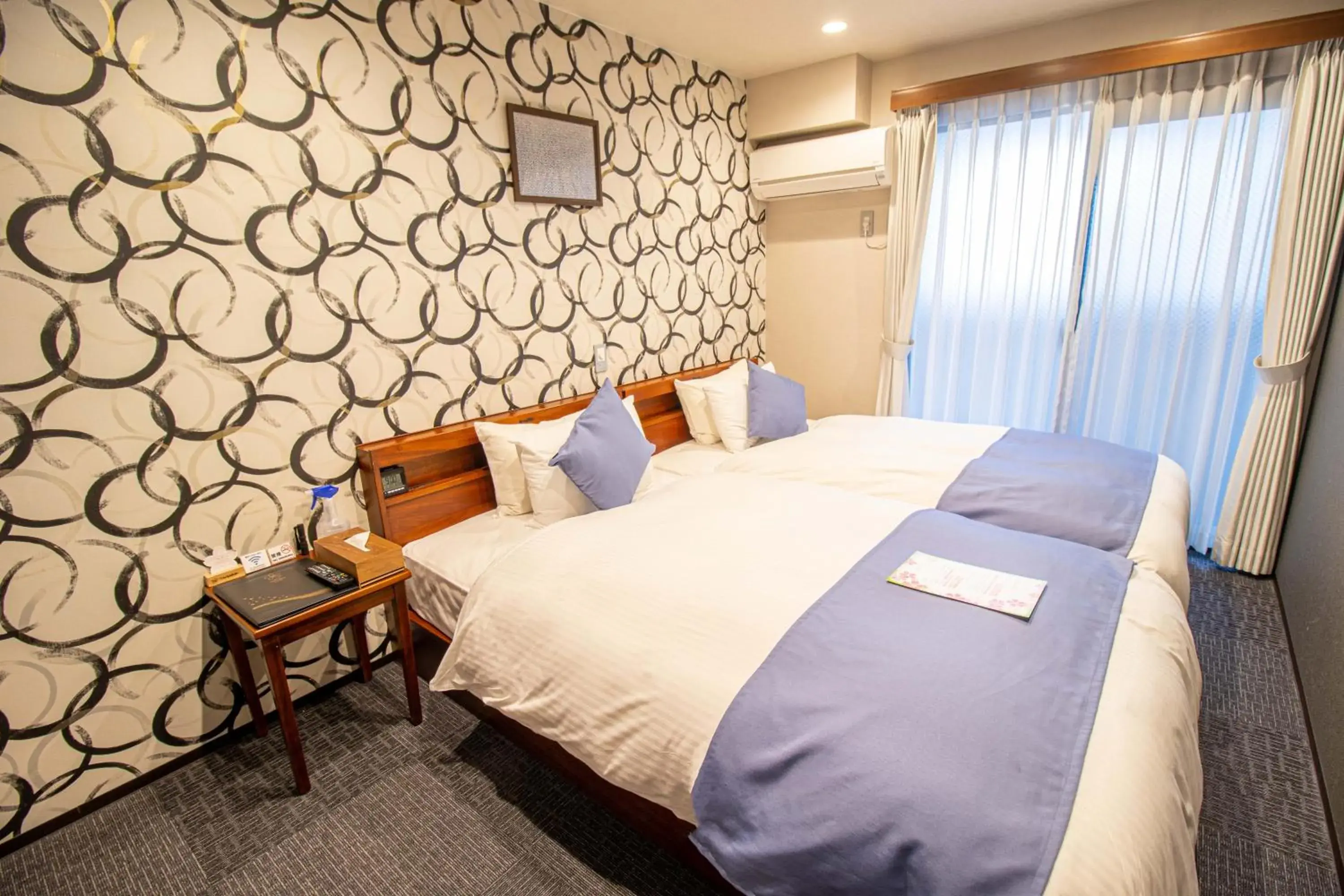 Twin Room with City View in Stay SAKURA Kyoto Shijo Karasuma Twin Room with City View in Stay SAKURA Kyoto Shijo Karasuma