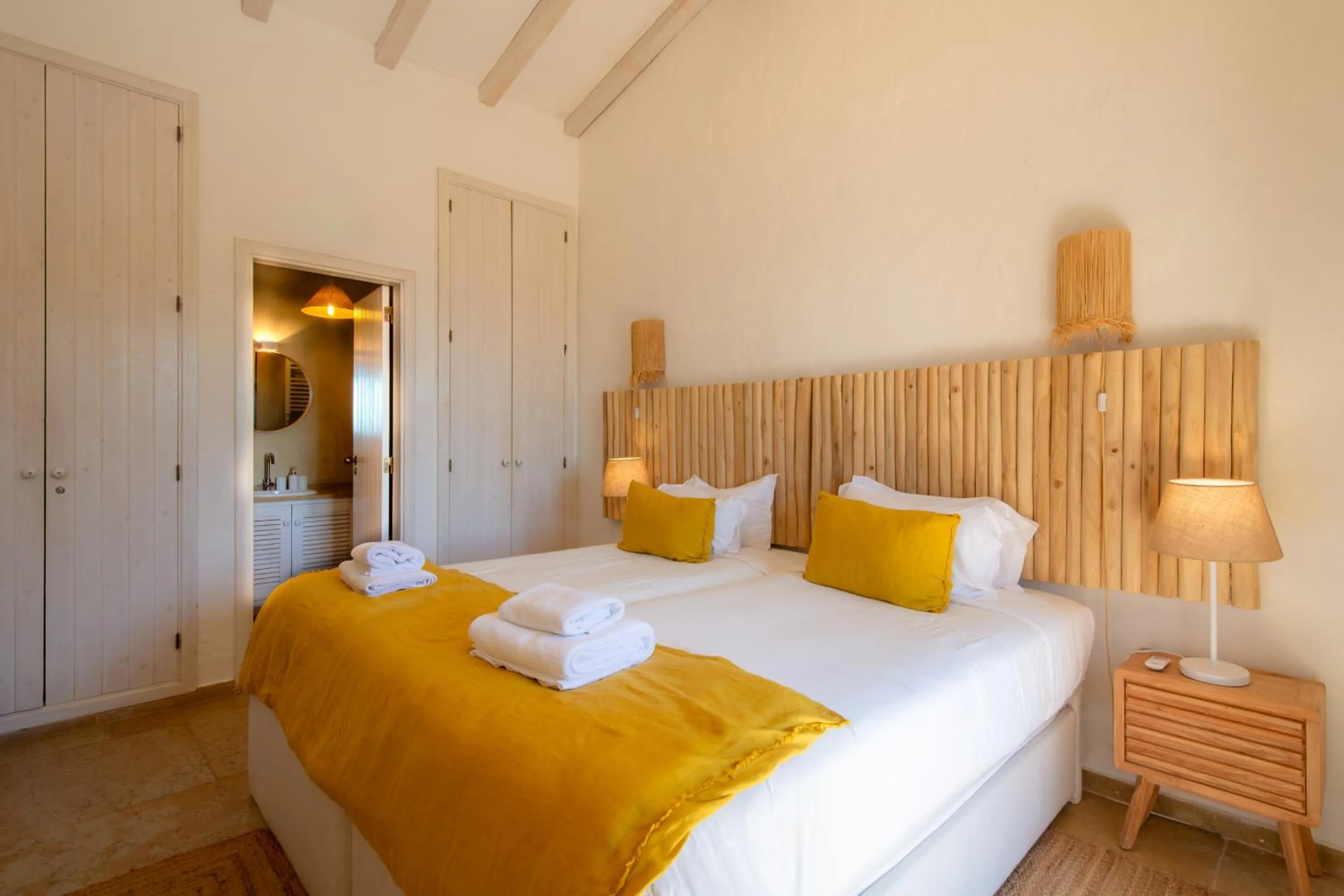 Bedroom, Bed in Aldeamento Turistico da Prainha