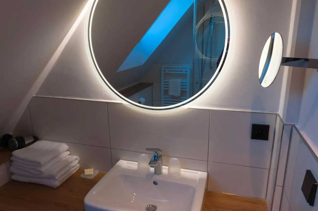 Bathroom in Lindenhof Hotel Garni