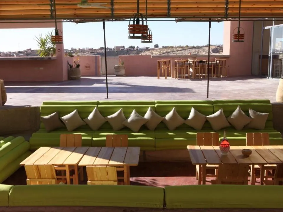 Dining area in Hotel Dar Hi
