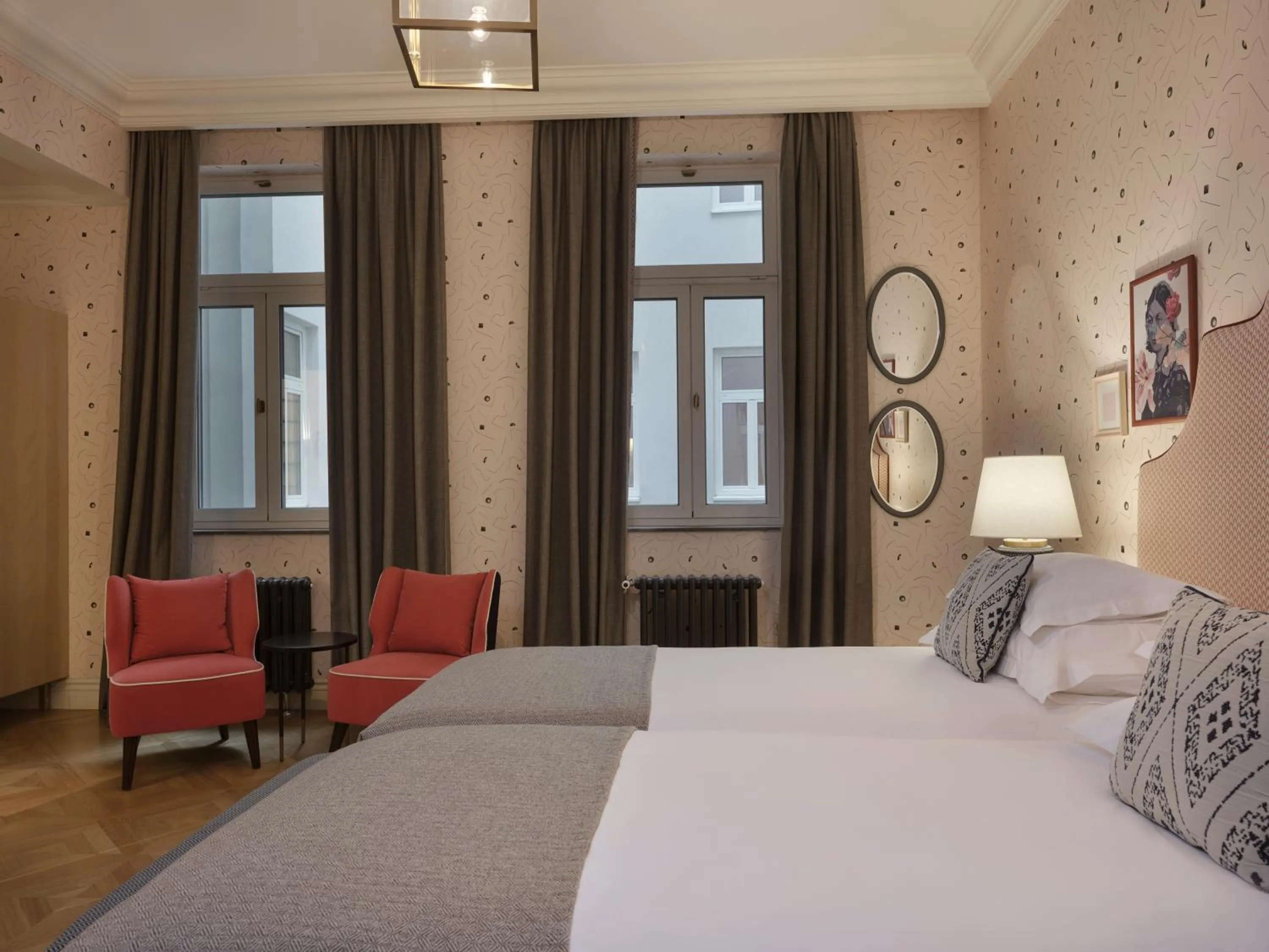 View (from property/room), Bed in Hotel Capital