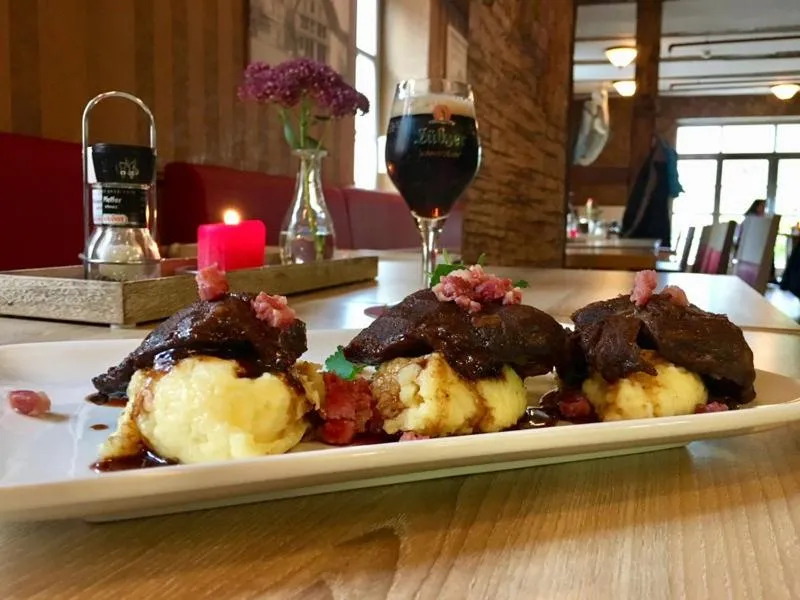 Restaurant/places to eat in Märchenhotel