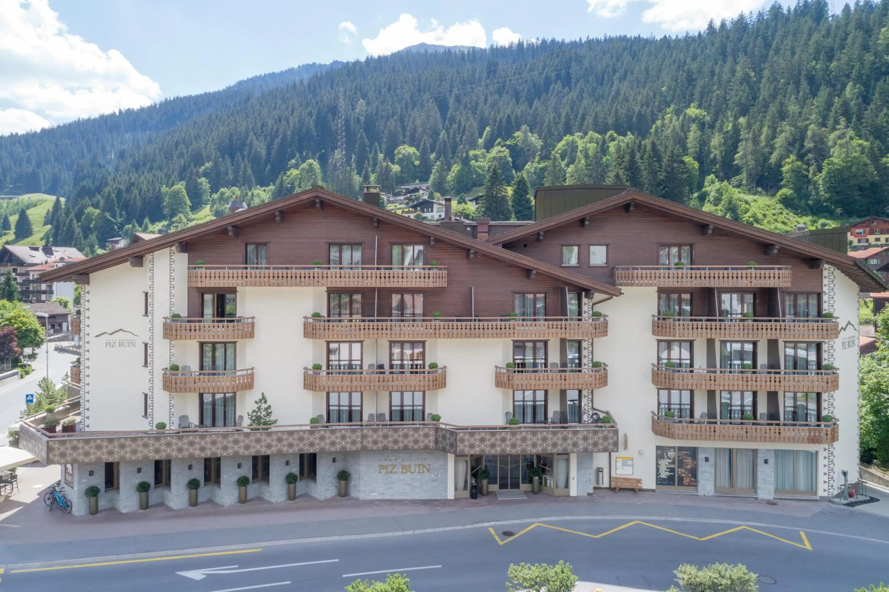 Summer in Hotel Piz Buin Klosters