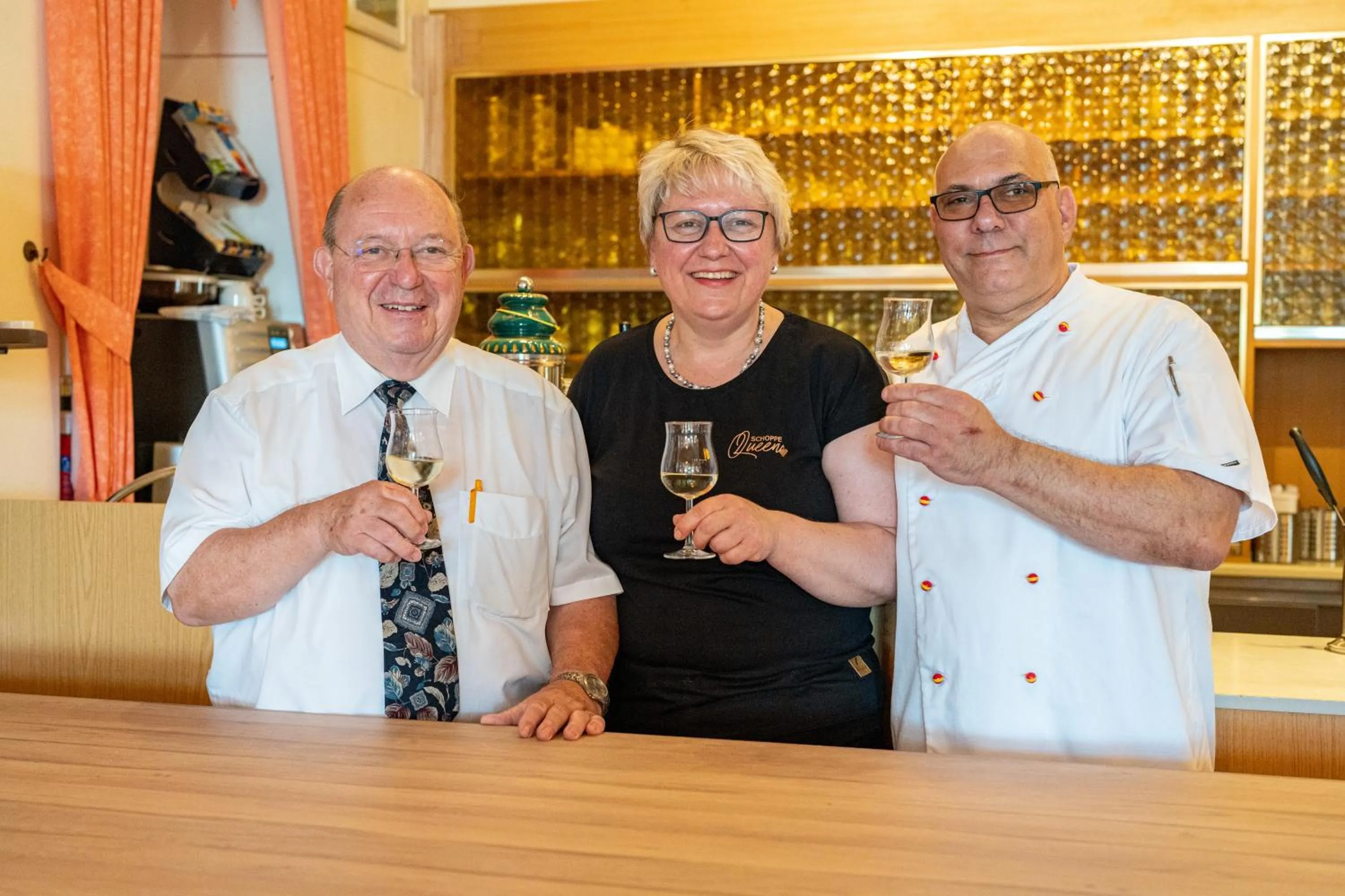 People in Hotel Krone Rüdesheim